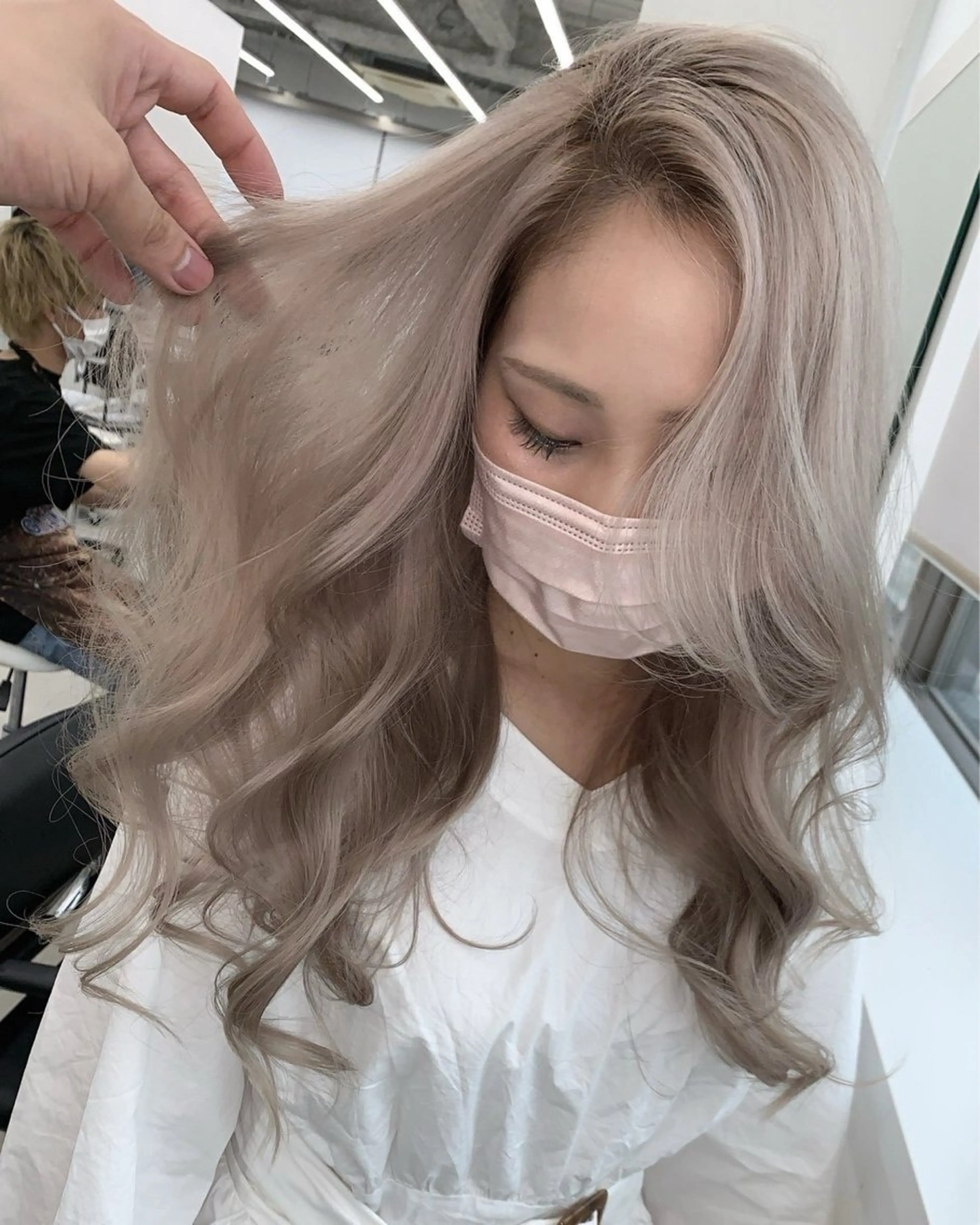 セミロング カラー ヘアカラー 大平 琶月のヘアスタイル