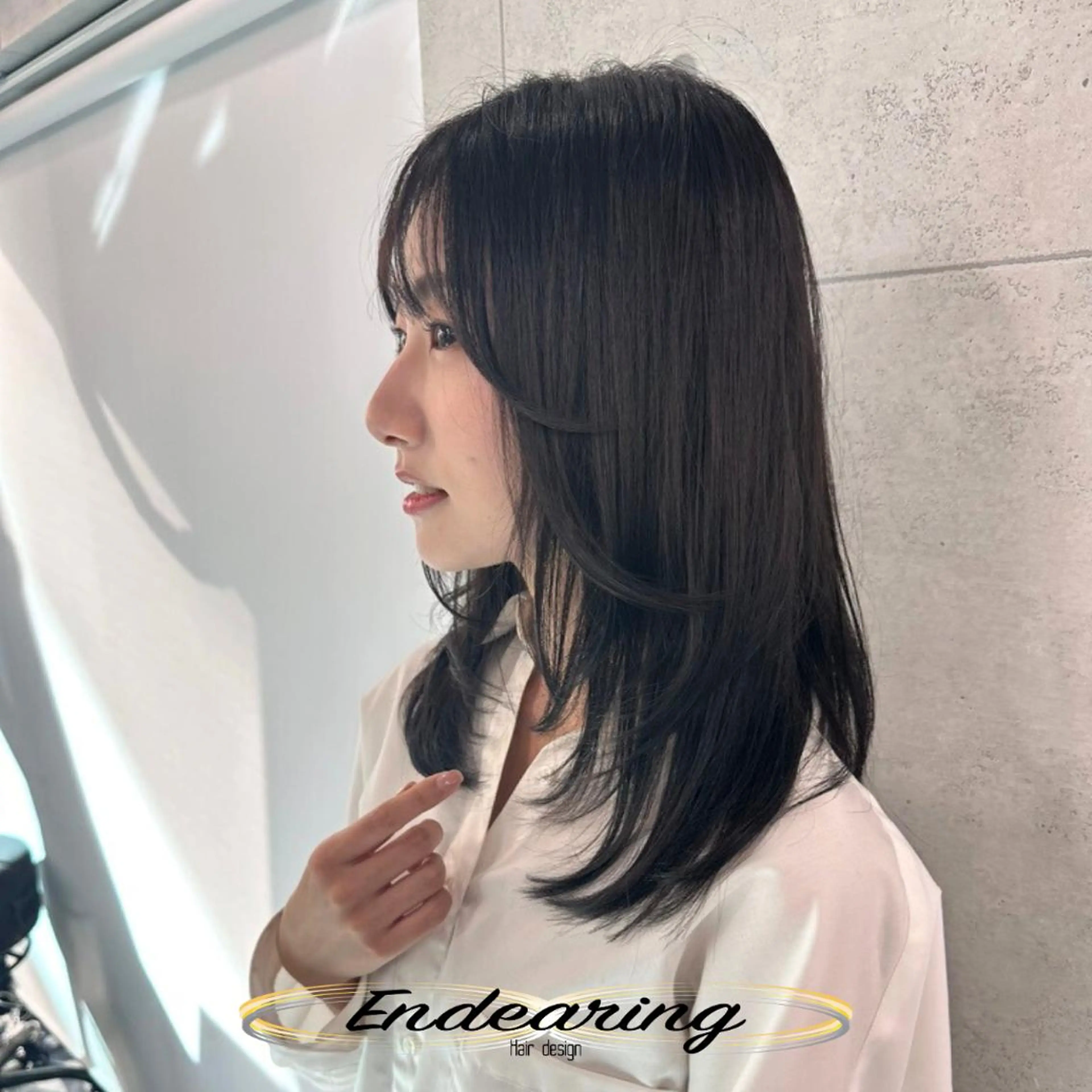 セミロング 顔まわりレイヤー レイヤーカット トリートメント カット トリートメント Endearing 銀座/レイヤーカットのヘアスタイル