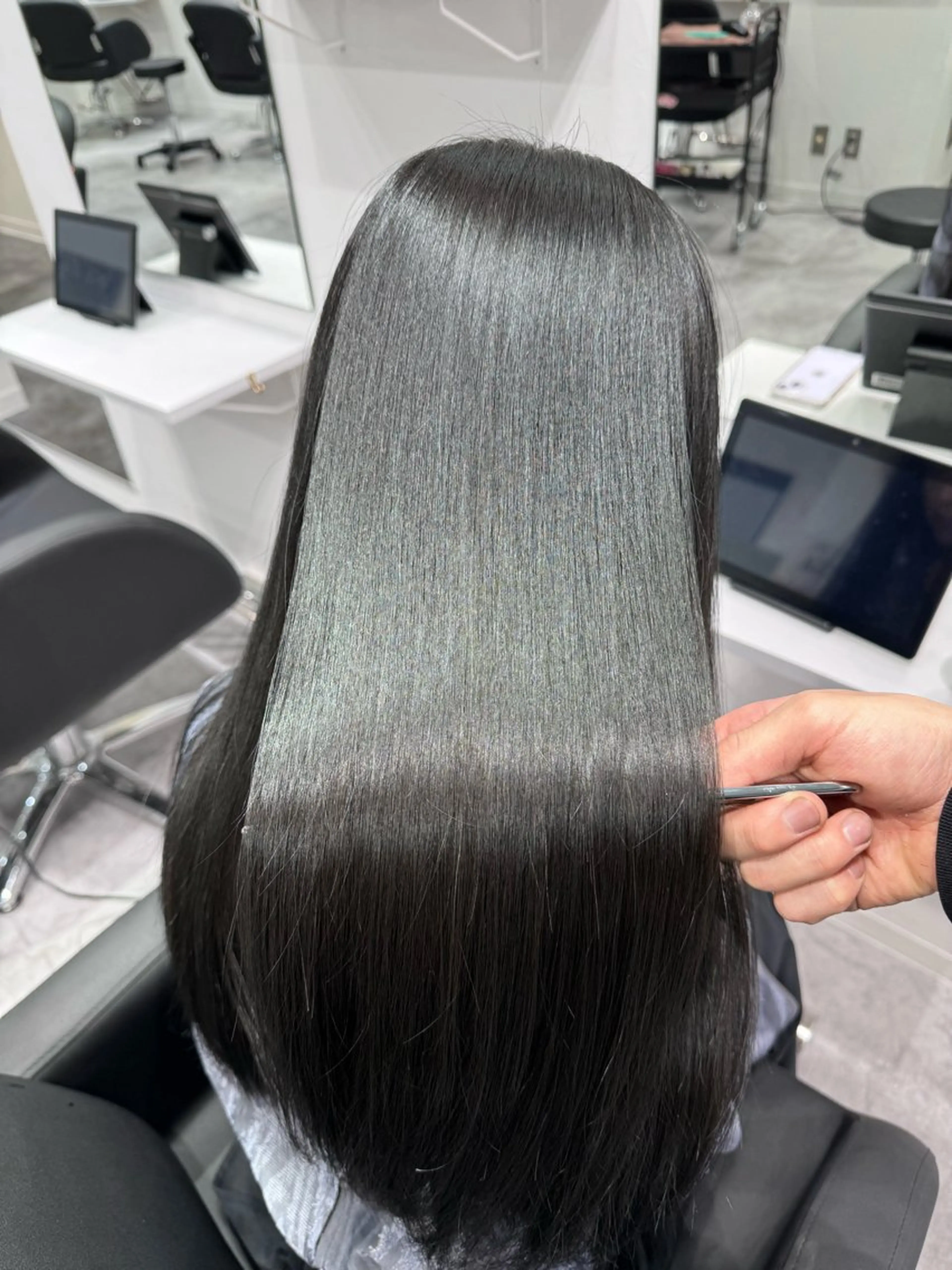 セミロング カラー ヘアアレンジ トリートメント 髪質改善カラー🪞 美髪縮毛矯正🪞城のヘアスタイル