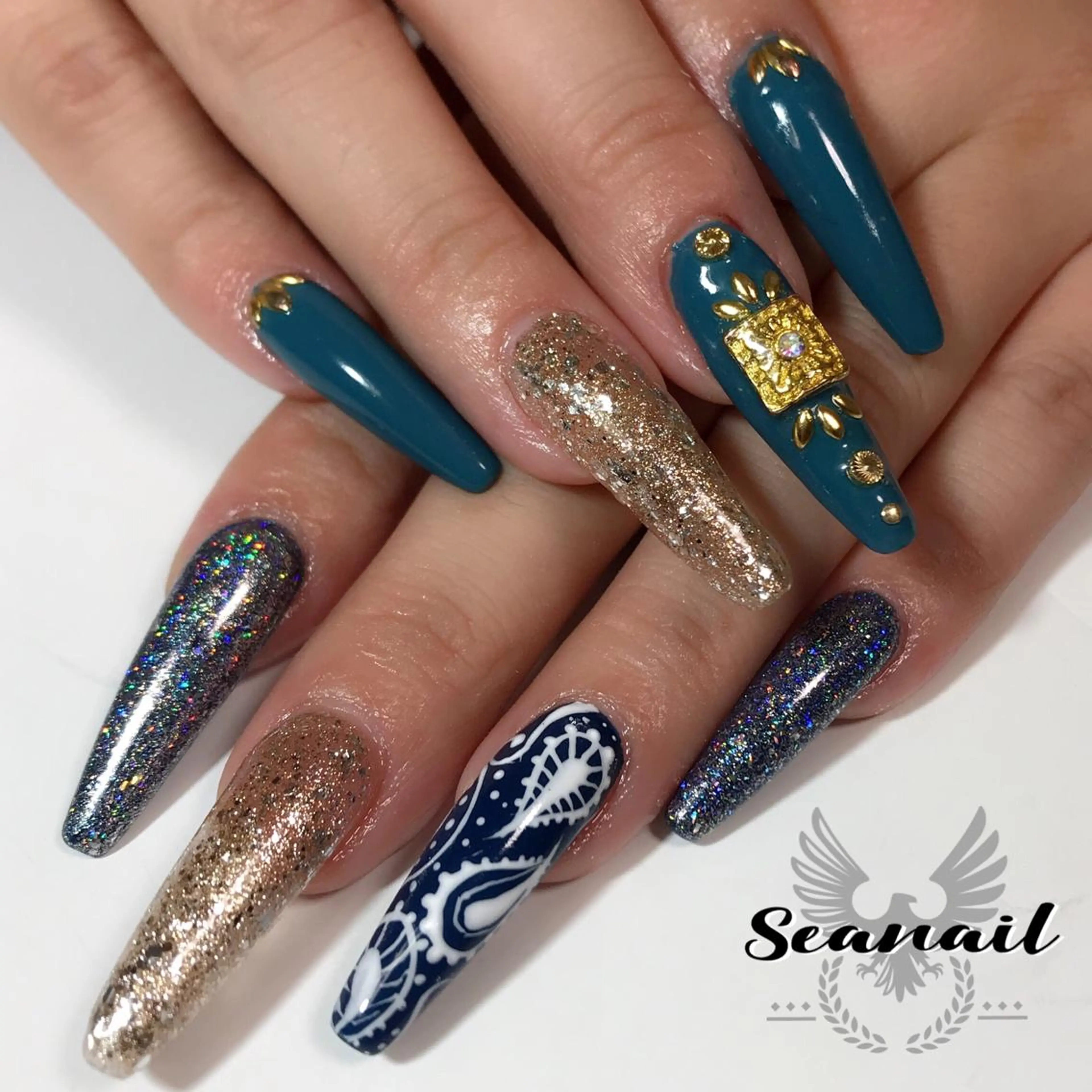 ネイル 小尾 栞のネイルデザイン