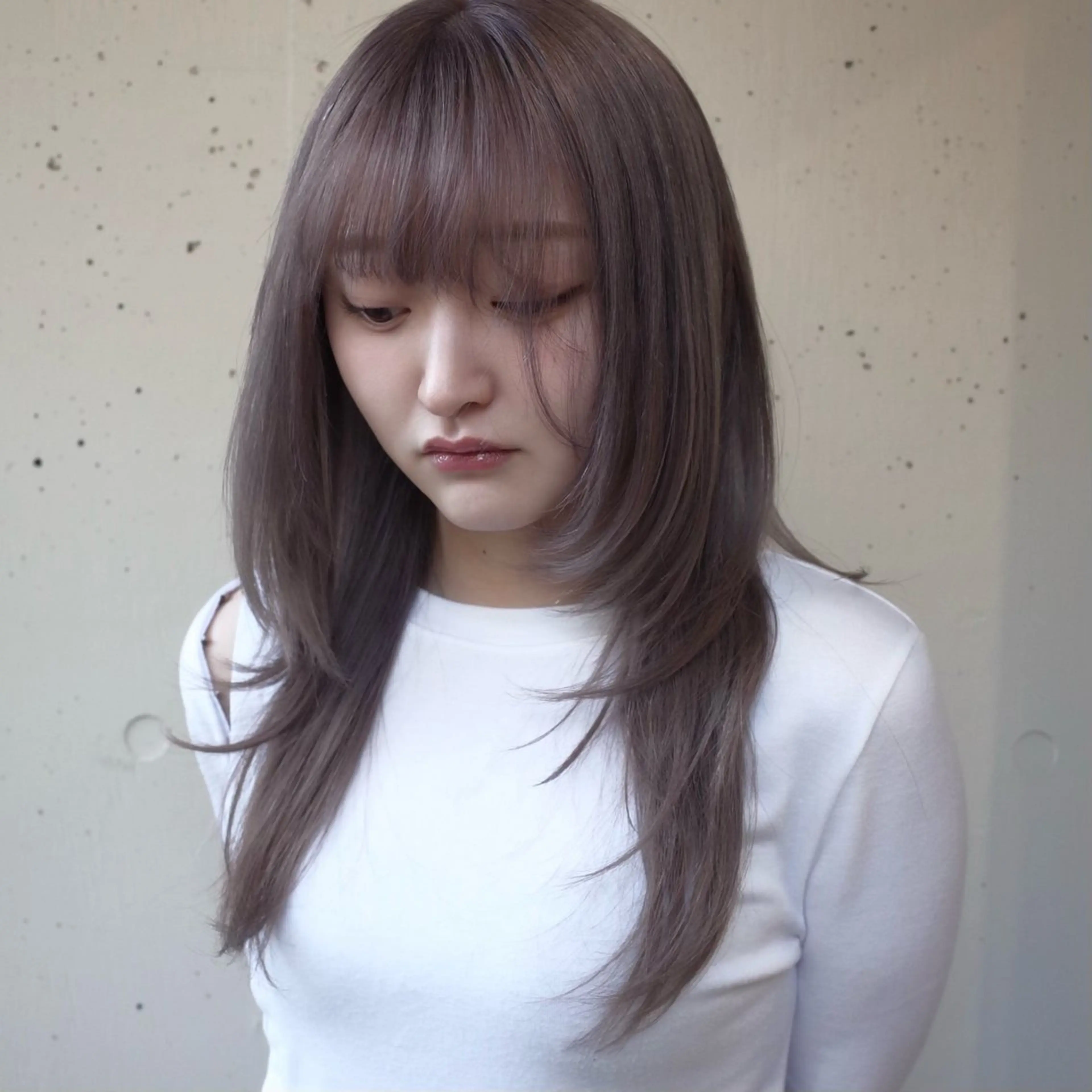 ロング カラー 透明感カラー グレージュ ヘアカラー WATER所属・ハイトーン/ベージュ 𝙨𝙖𝙠𝙞のヘアスタイル