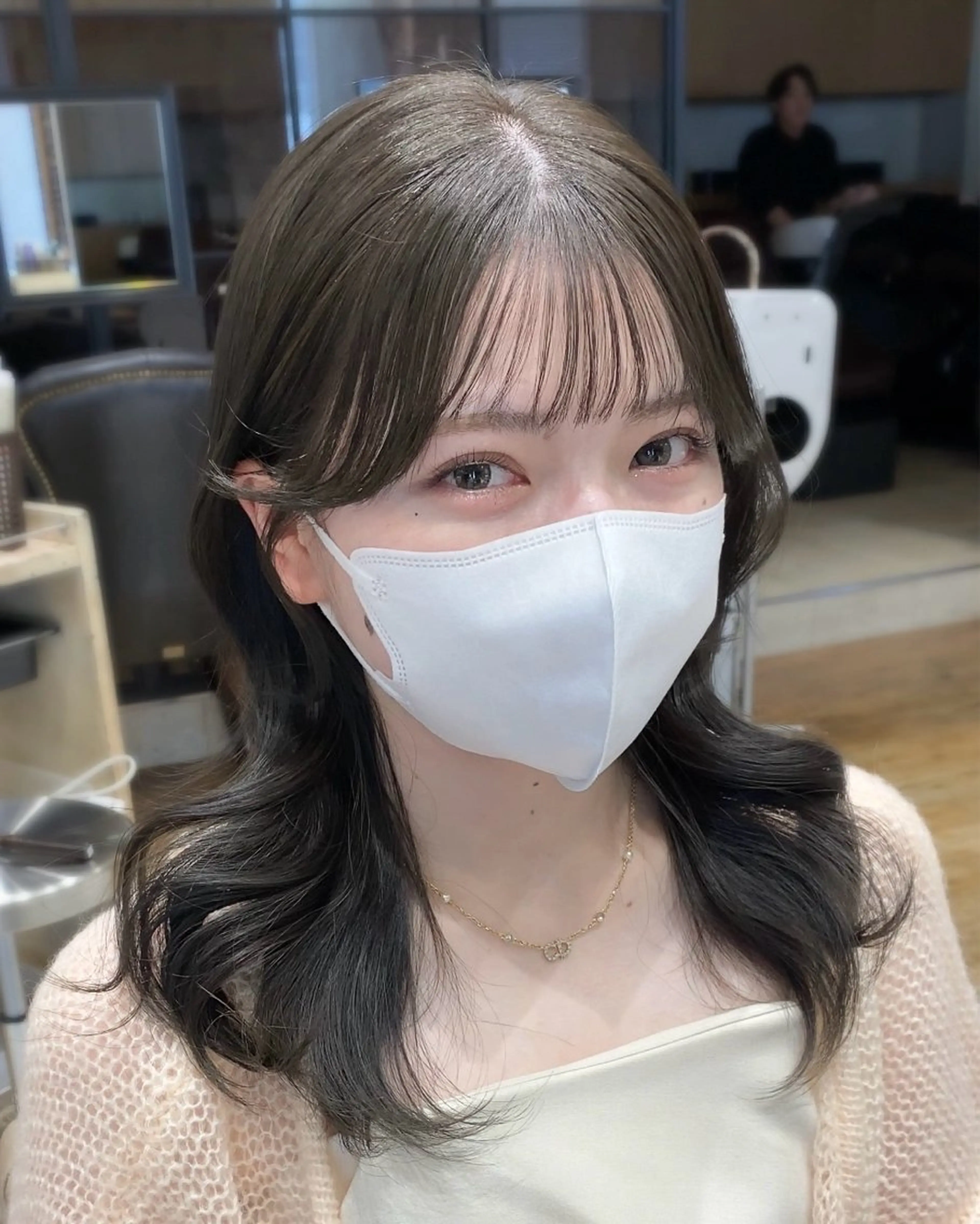 セミロング カラー 顔まわりカット🌟 くびれヘア/寺門遥輝のヘアスタイル