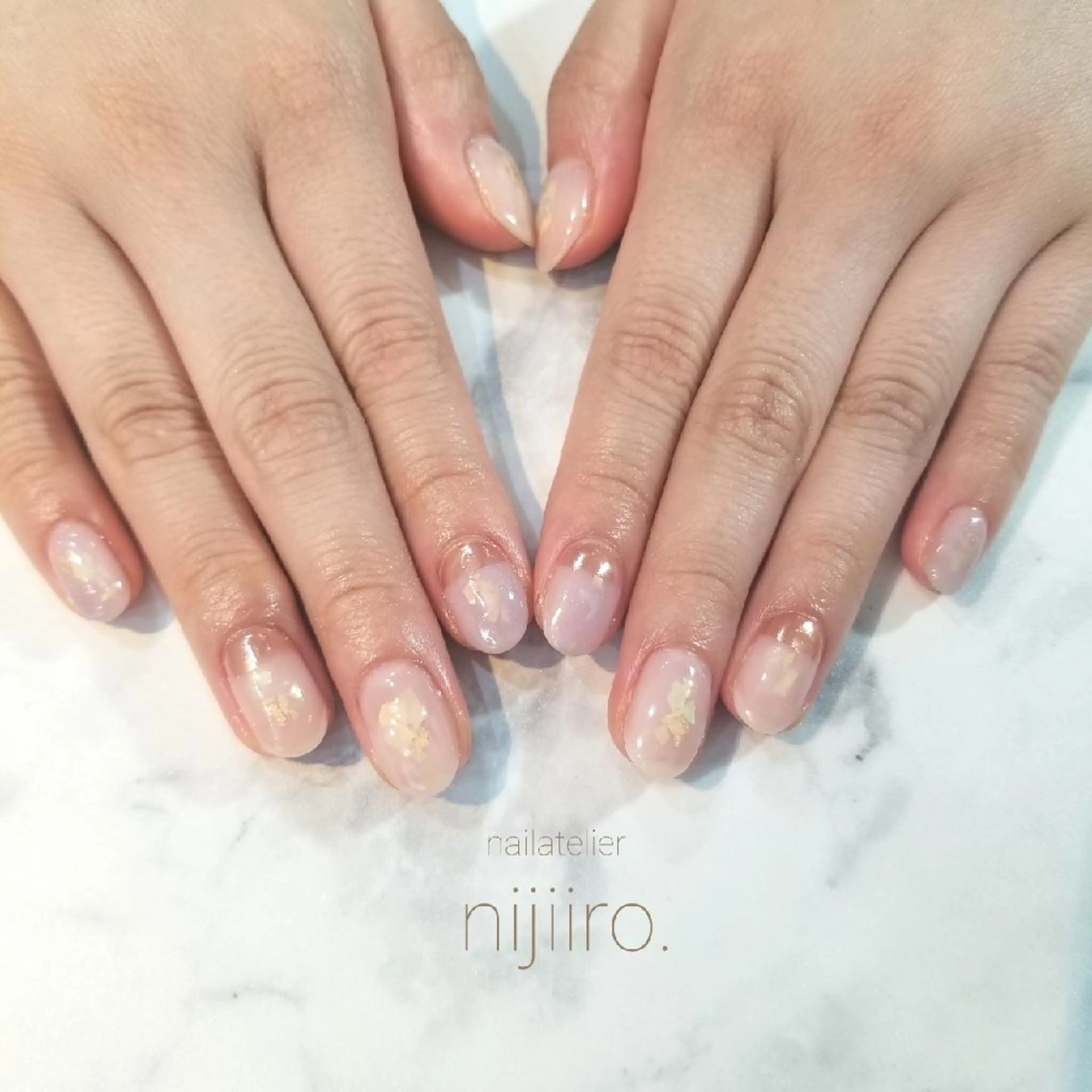 ネイル ミラーネイル ハンドネイル nijiiro🌈 サトウのネイルデザイン