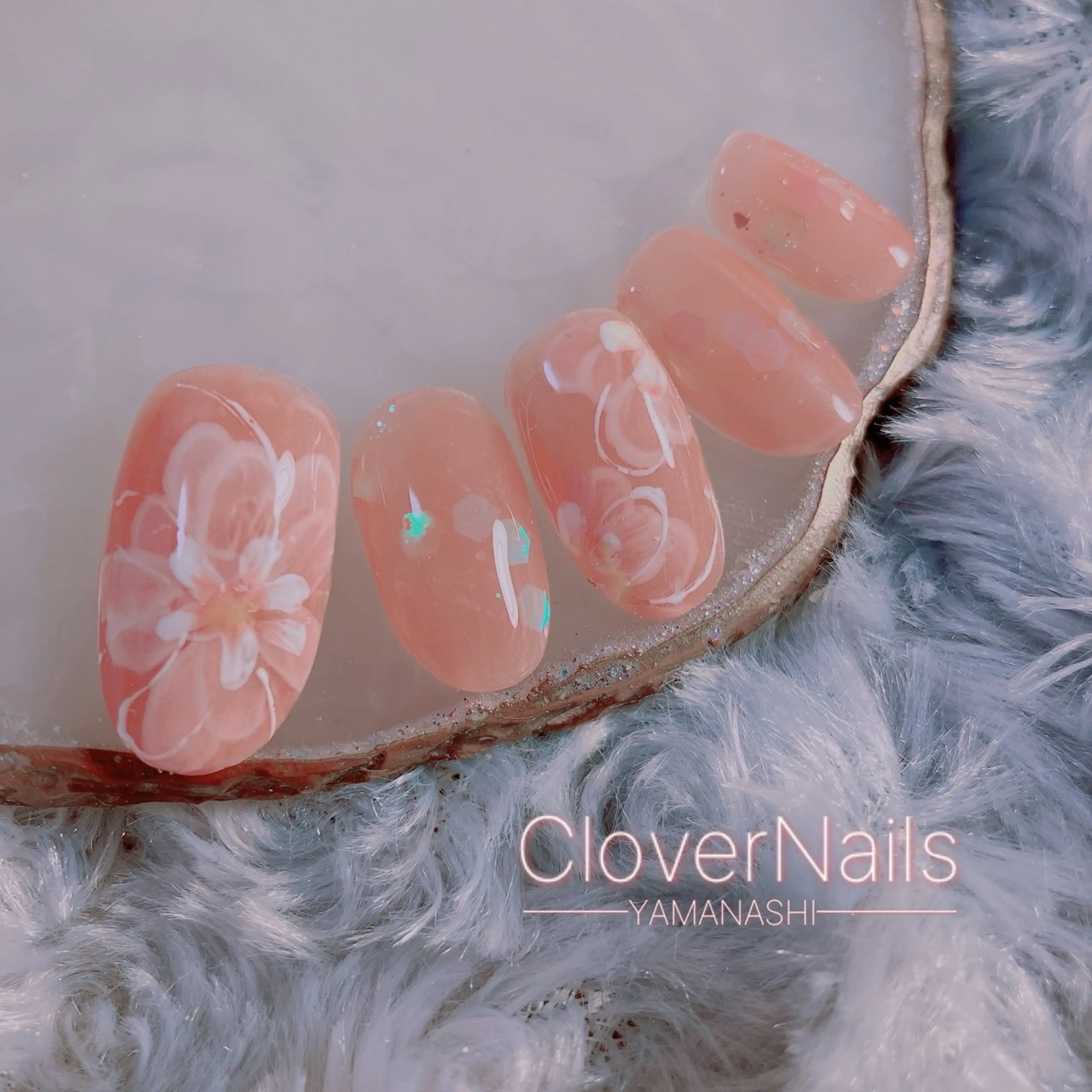 ネイル アートネイル カジュアル フラワーネイル ピンク 春ネイル ハンドネイル 自宅ネイルサロン クロバーネイルのネイルデザイン