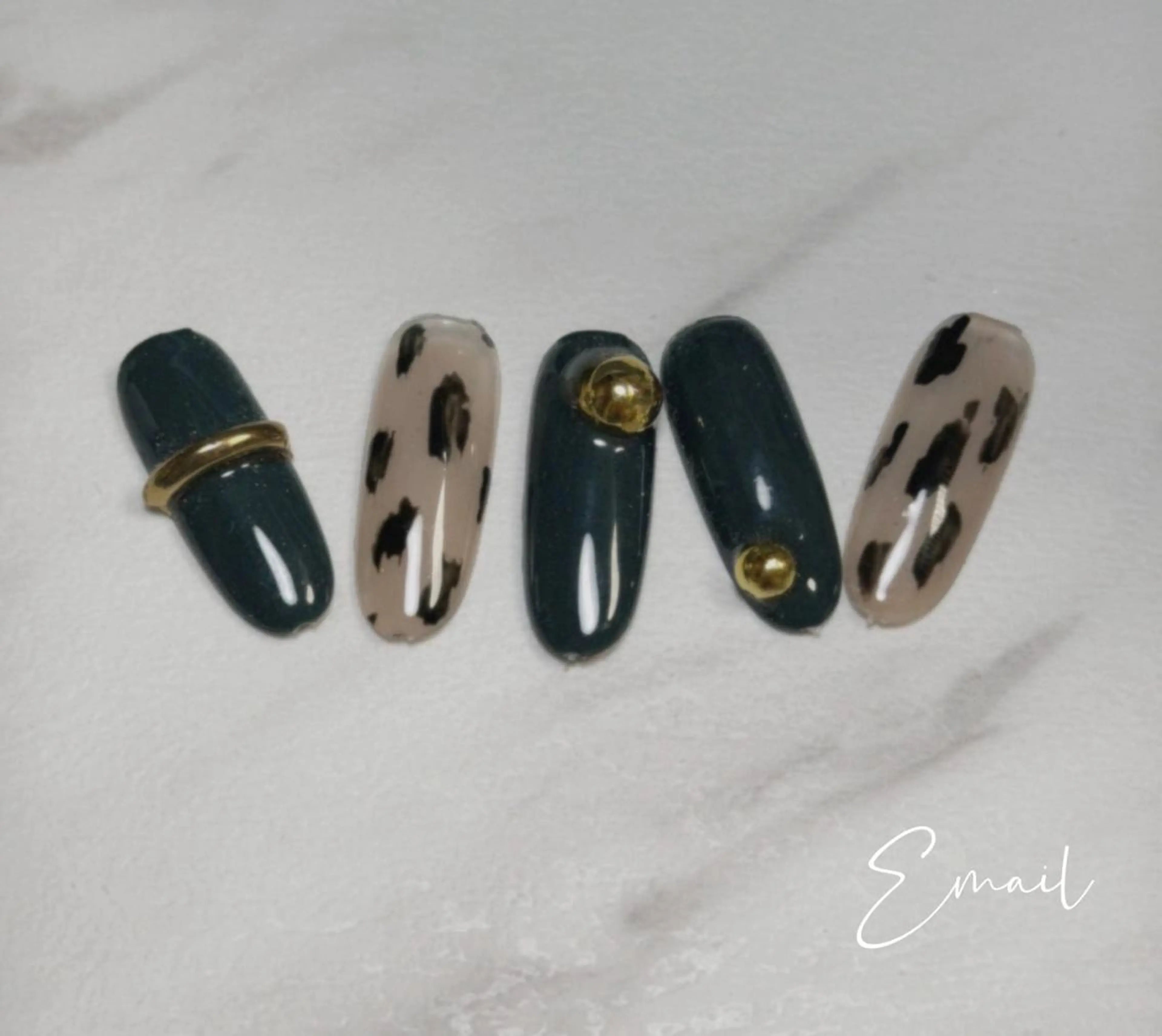 ネイル ハンドネイル 飯塚 みずきのネイルデザイン