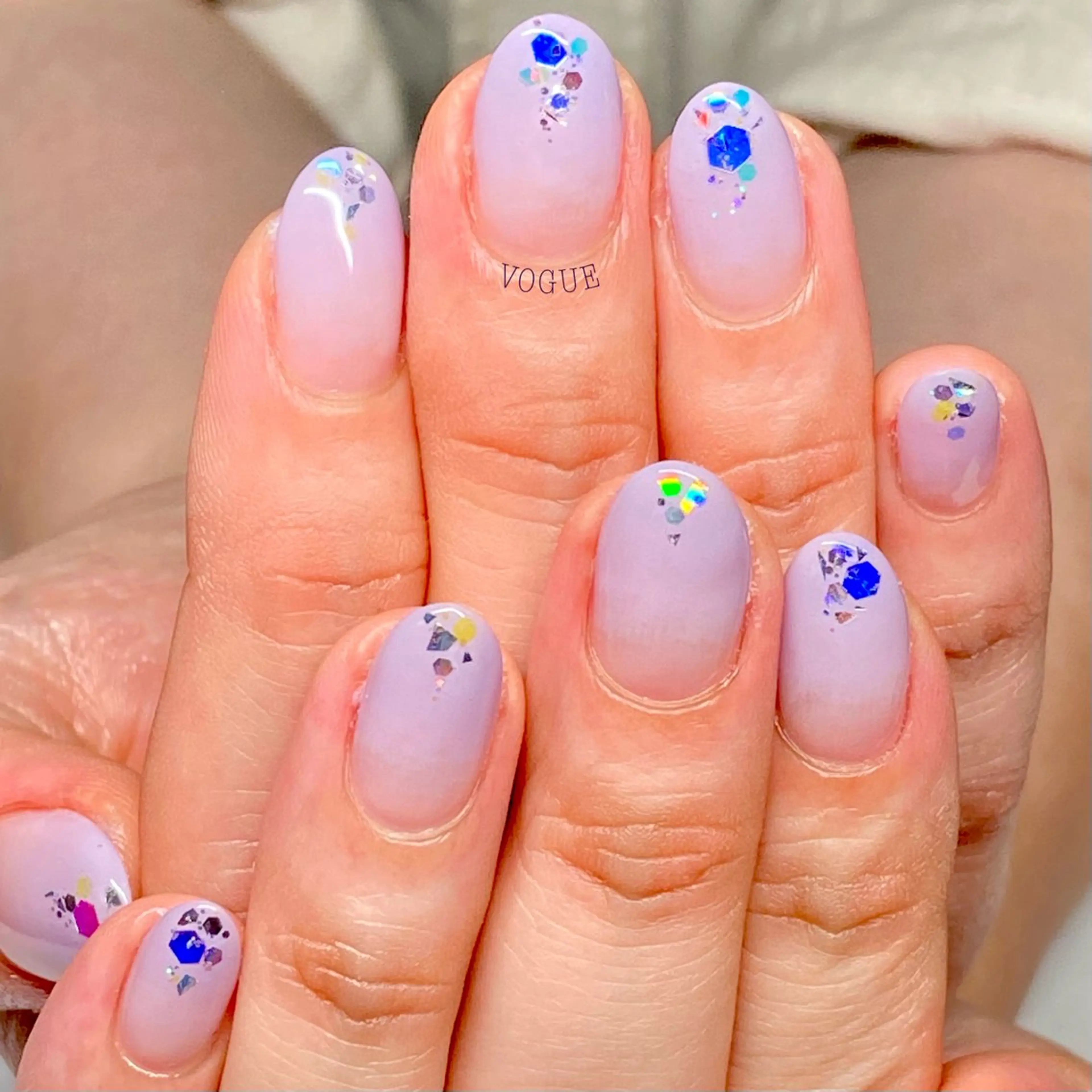 ネイル ハンドネイル VOGUE ×SWANのネイルデザイン