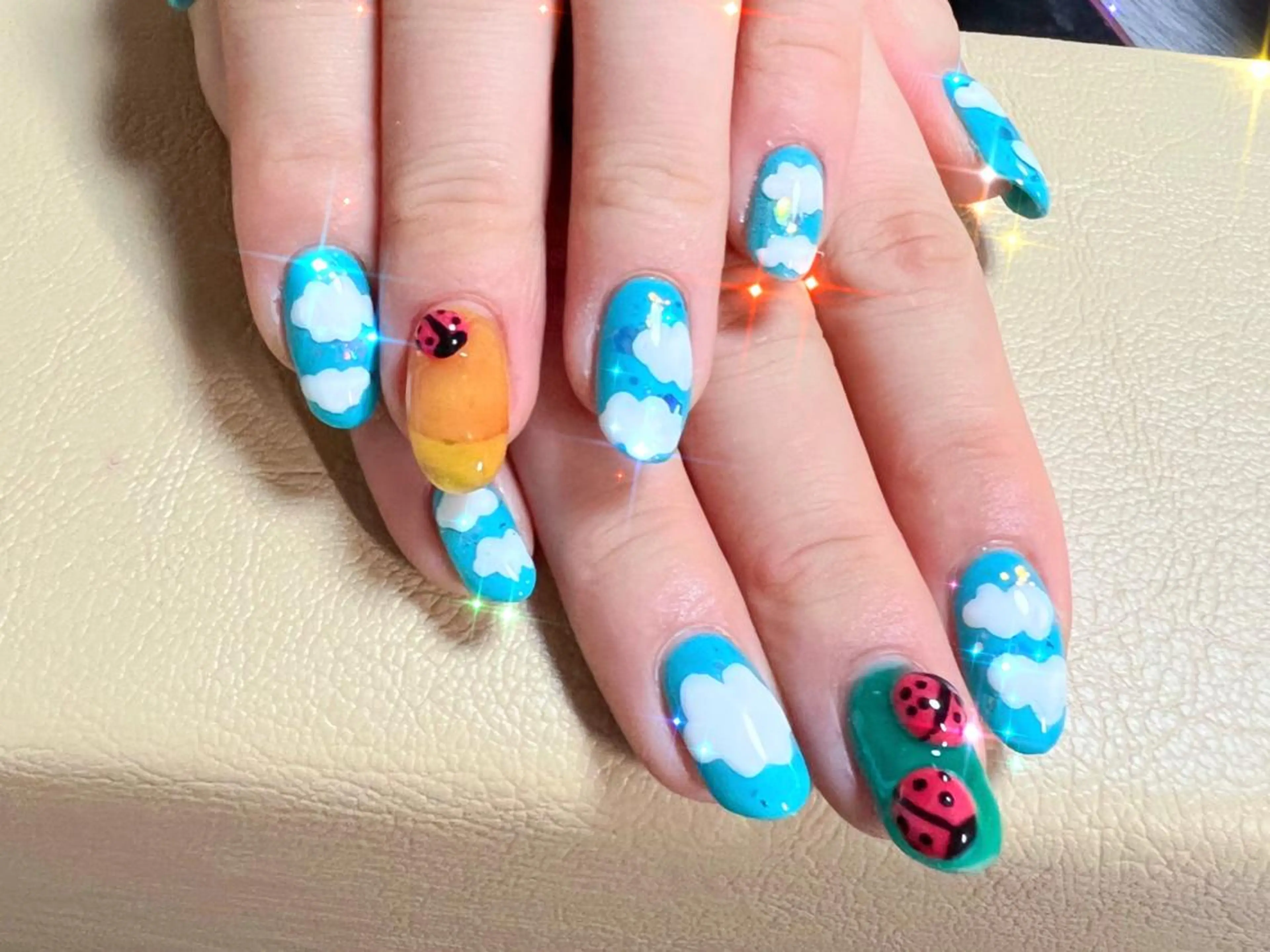 ネイル ハンドネイル Luna nails Yukiのネイルデザイン
