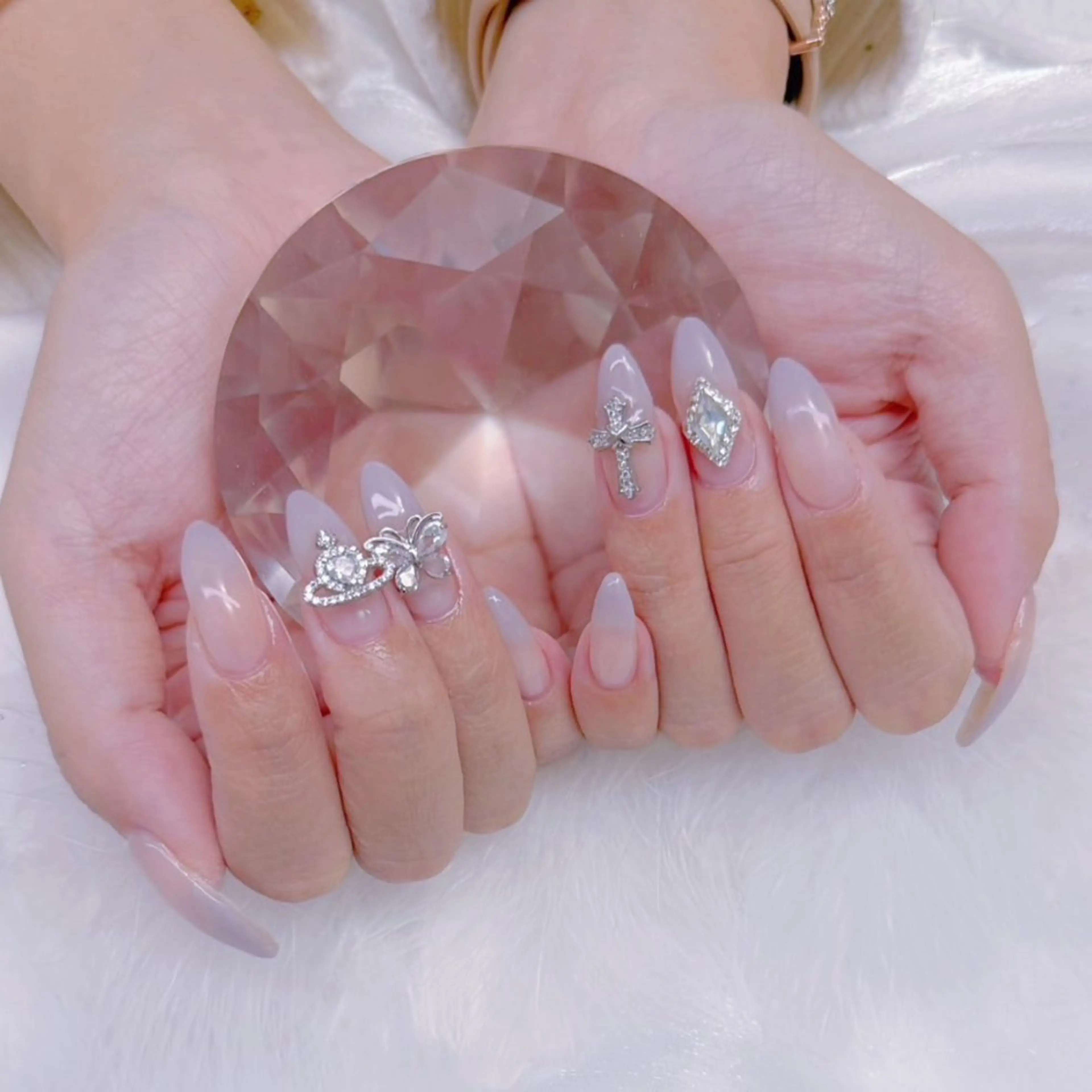 ネイル ハンドネイル Romymoon nail帆南☾ ໋のネイルデザイン