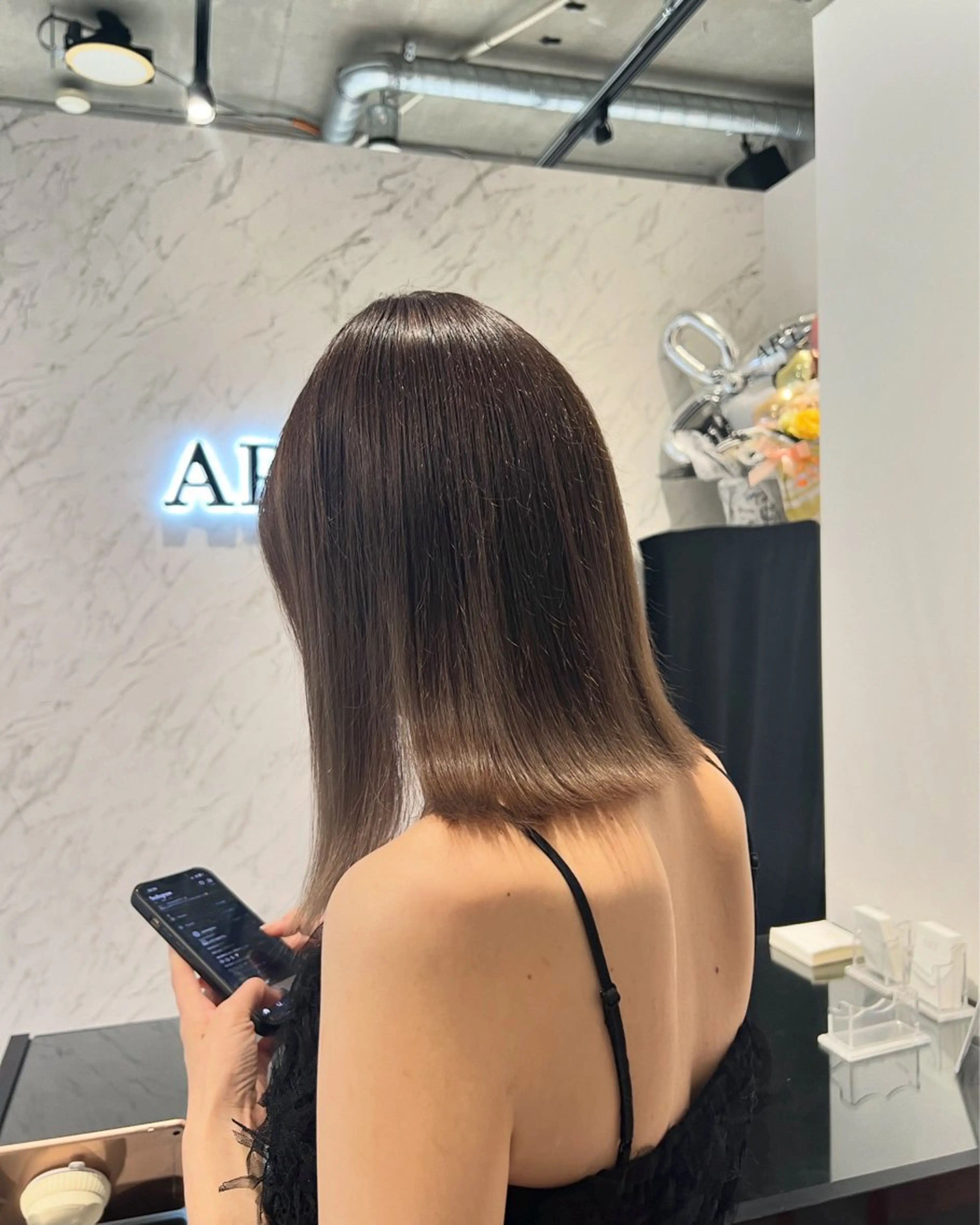 ミディアム カラー ブリーチ HAZUKI .のヘアスタイル