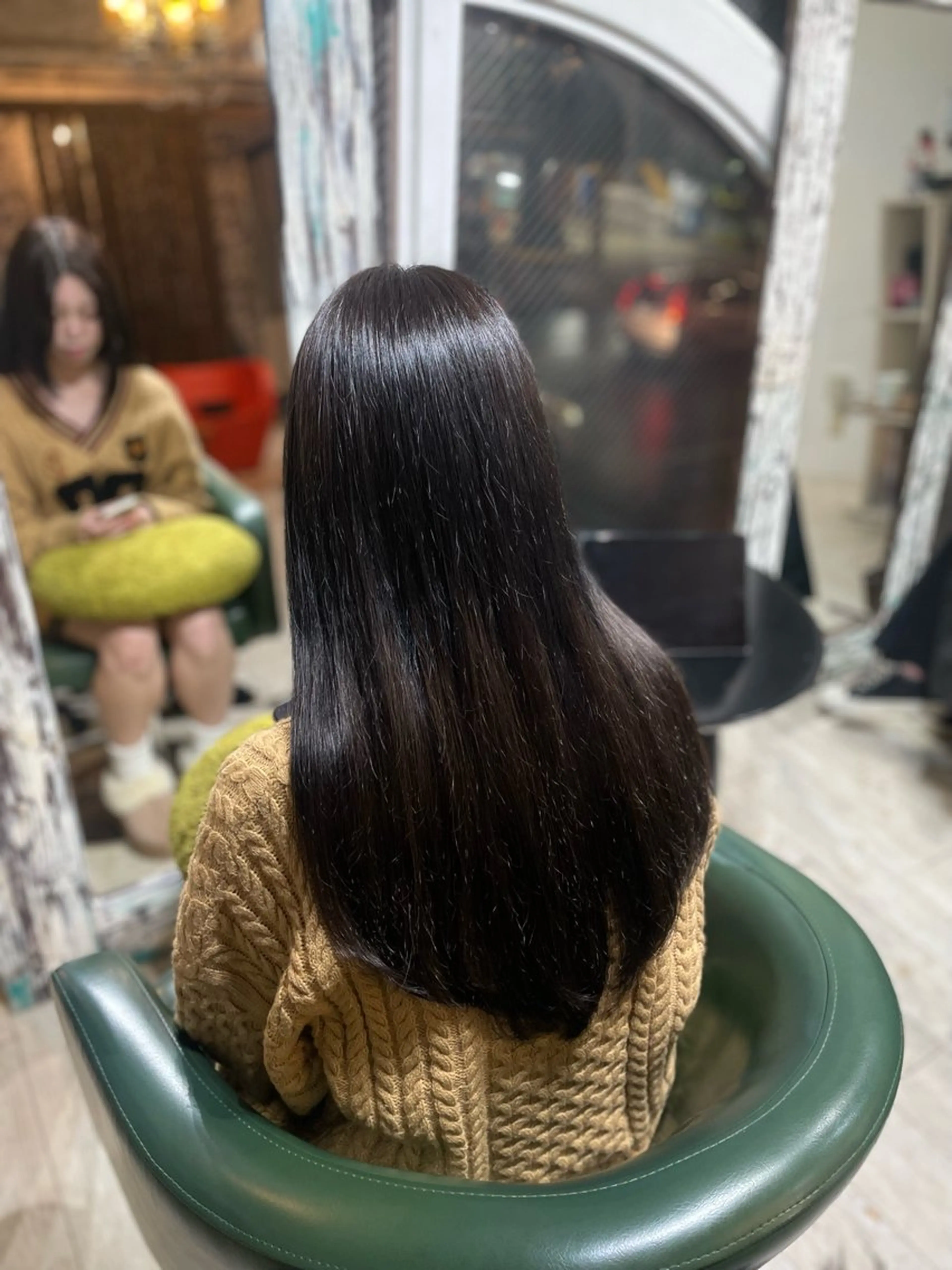 セミロング ヘアカラー エクステ orque deux .kannaのヘアスタイル