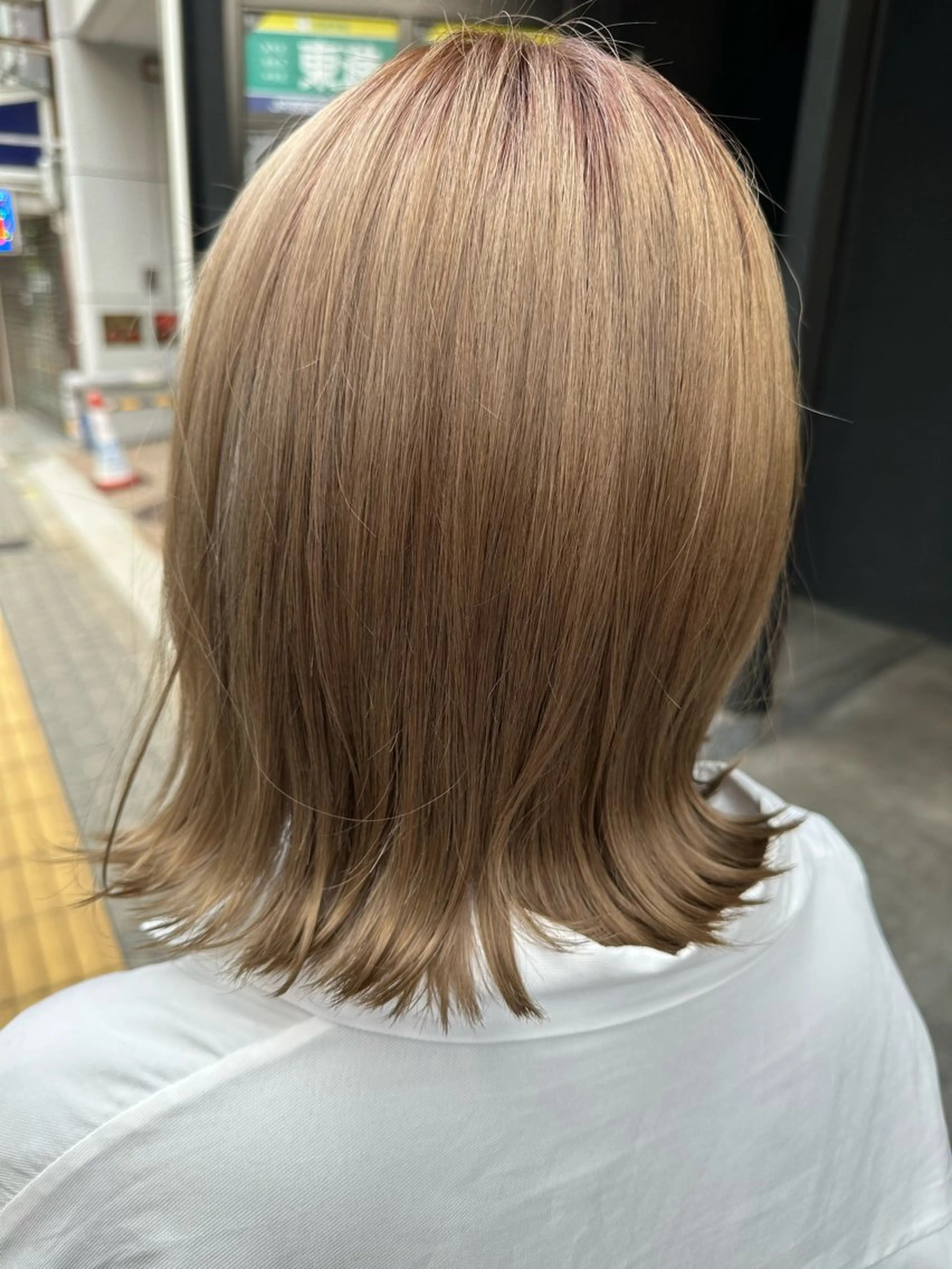 カラー 韓国レイヤ ー支持No.1renのヘアスタイル