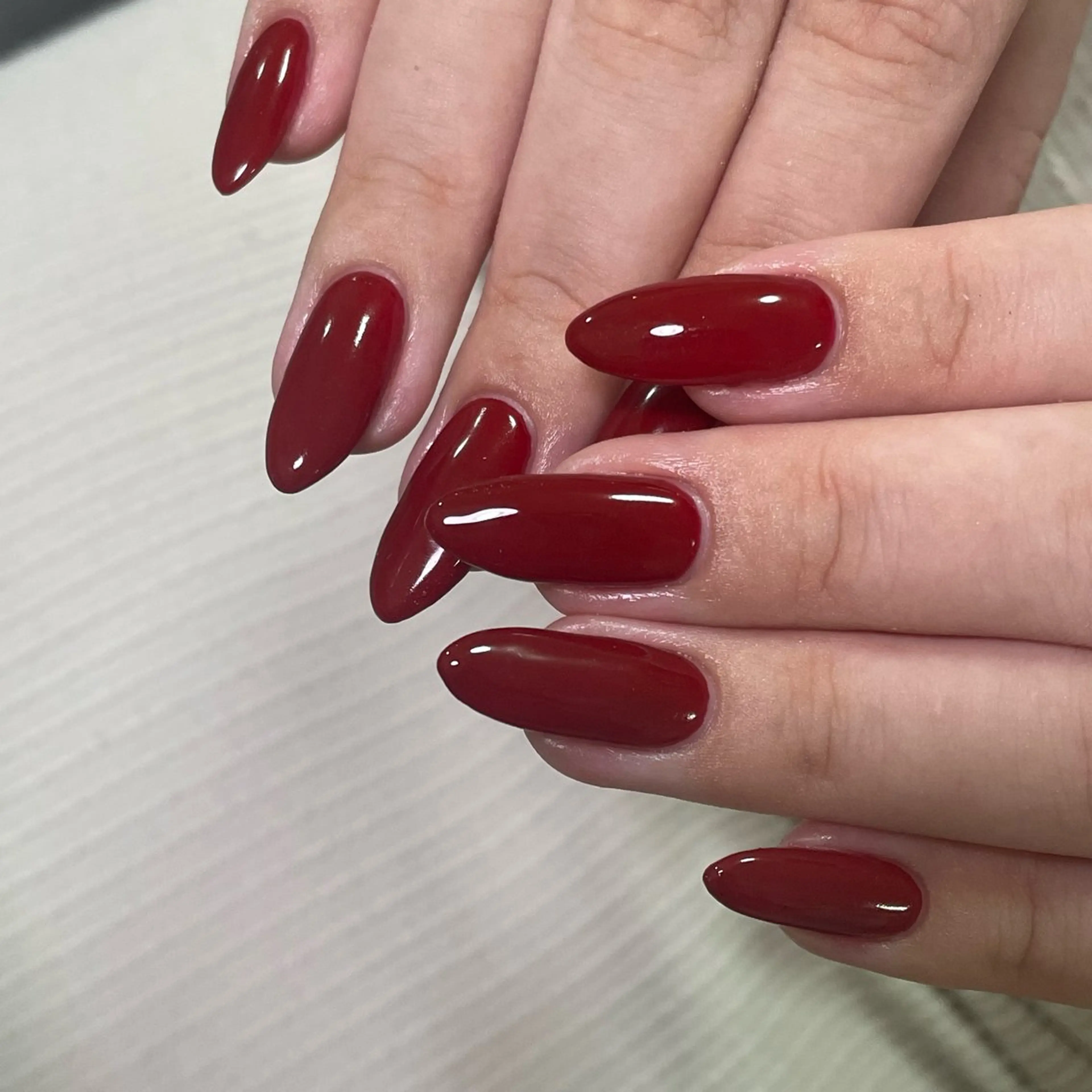 ネイル ワンカラーネイル hazuki / Salon Biのネイルデザイン