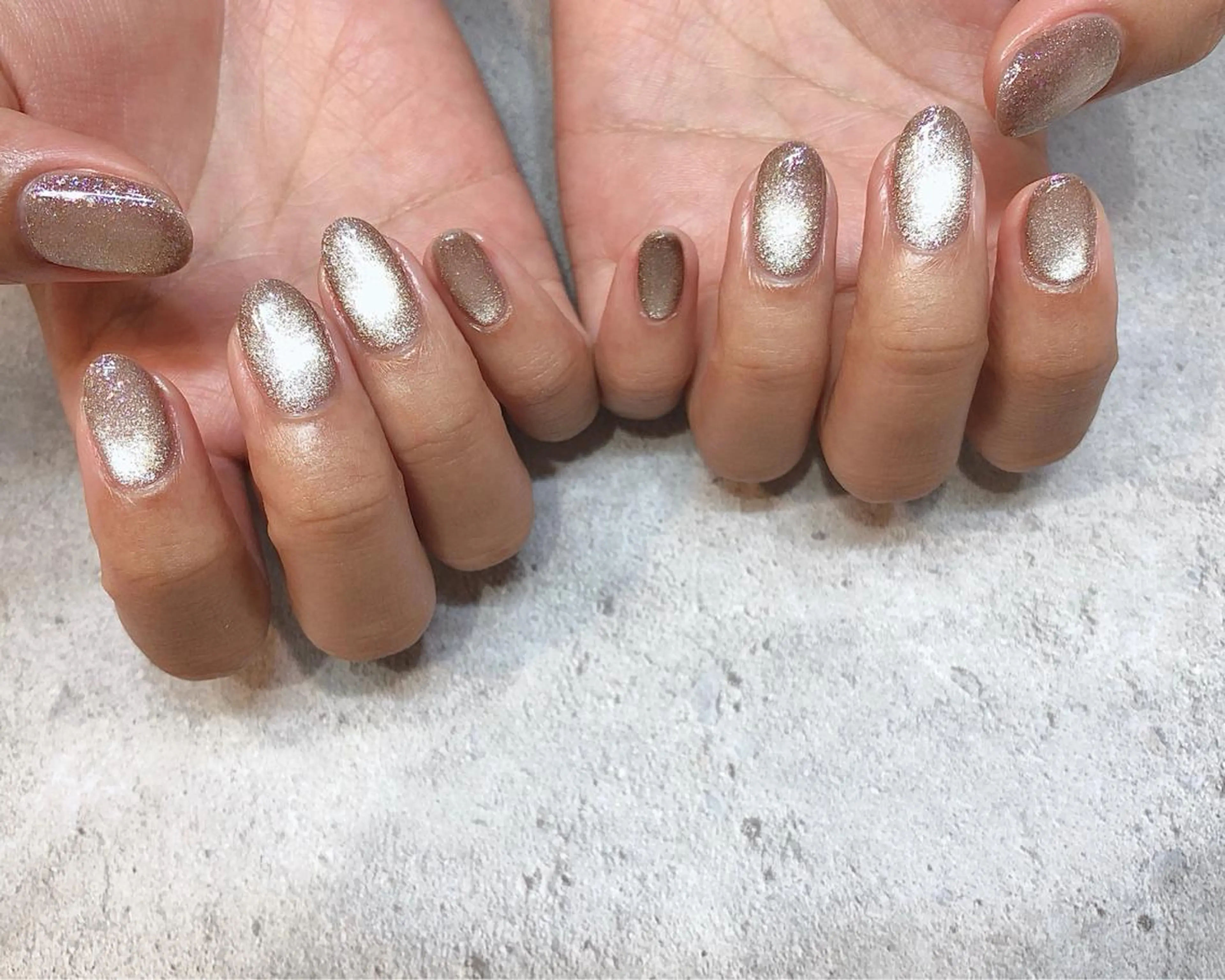 ネイル マグネットネイル ハンドネイル saki_ nail heronのネイルデザイン