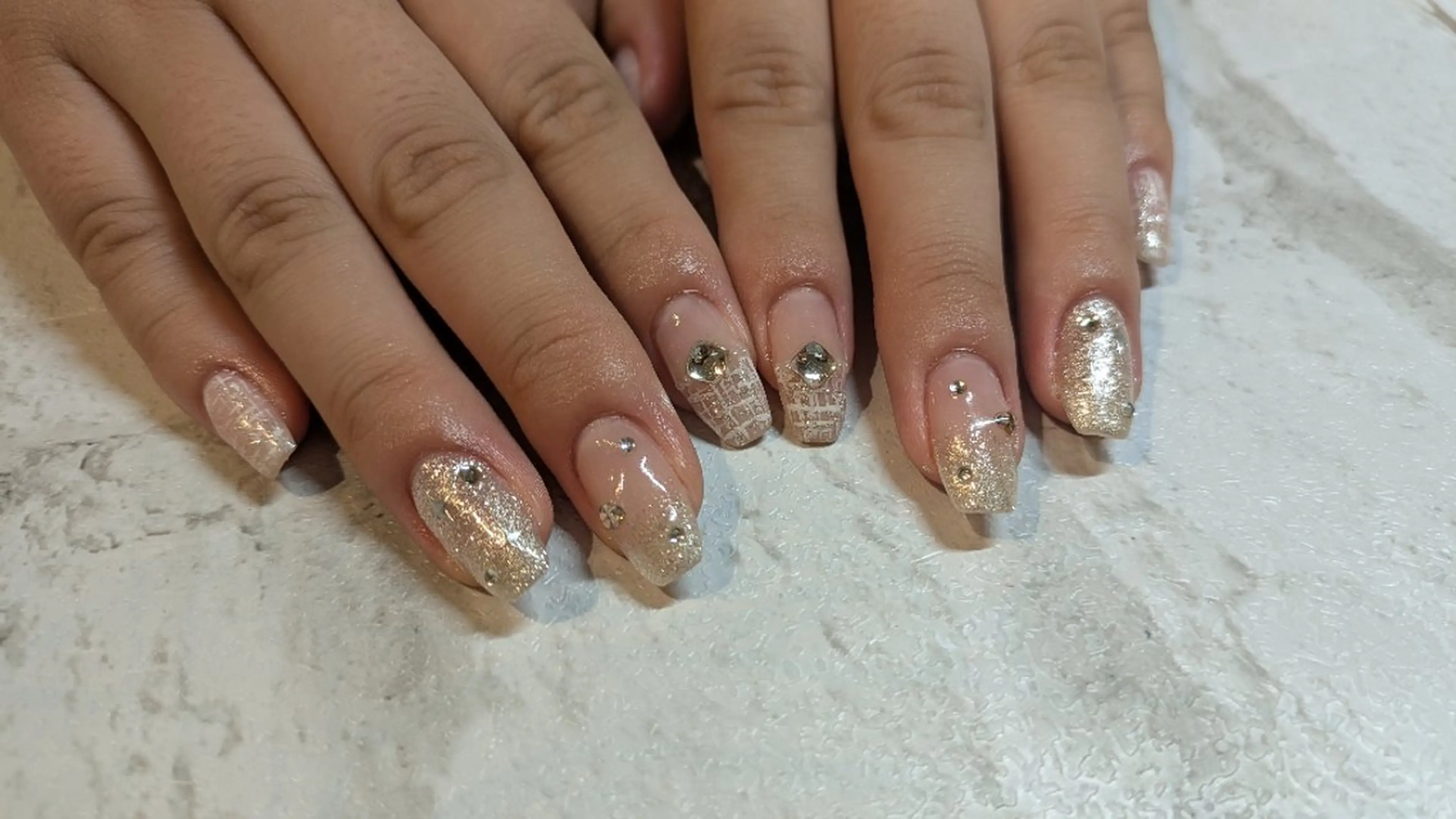 ネイル aoyagi maiのネイルデザイン