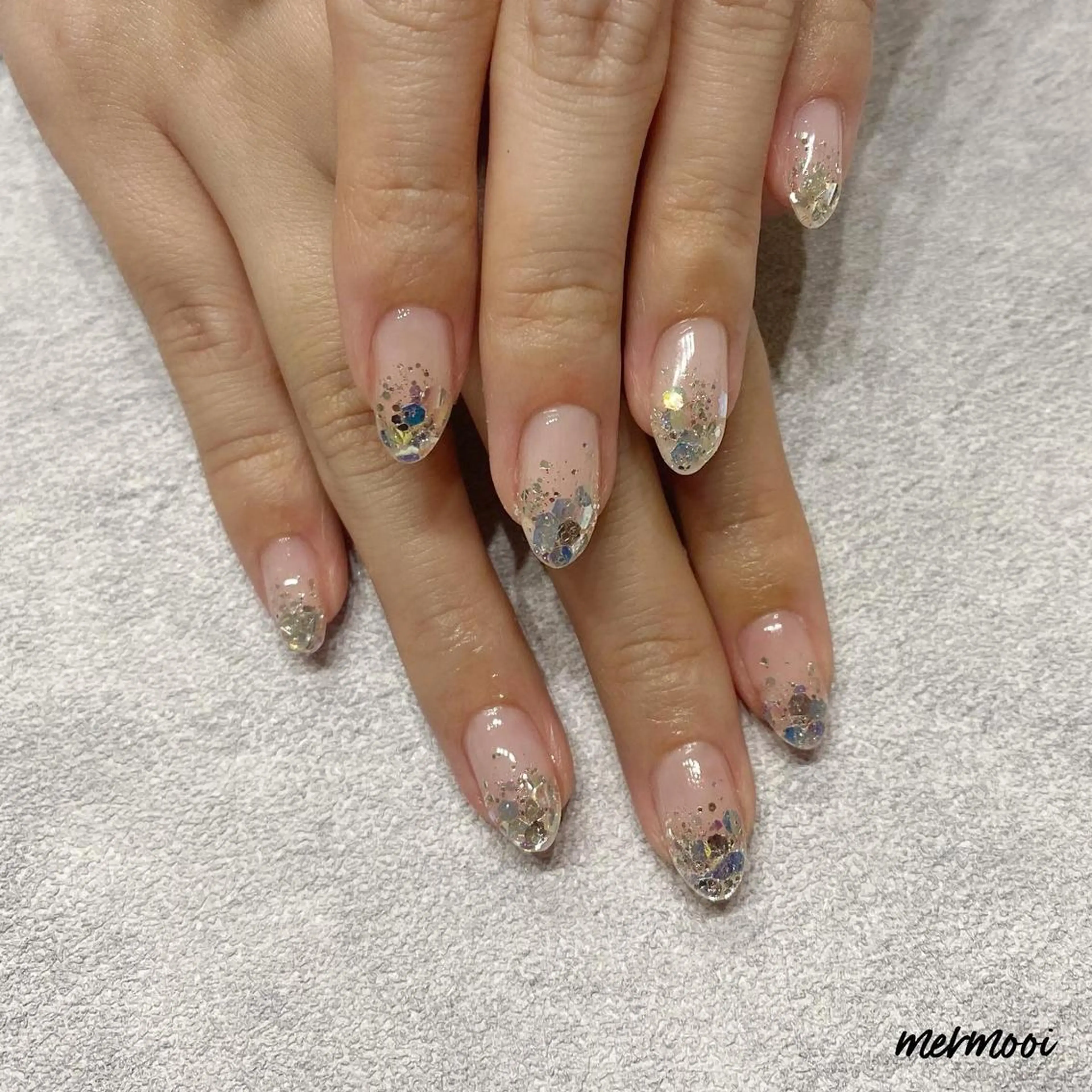 ネイル ジェルネイル キラキラネイル 韓国ネイル ラメ(グリッター) ワンカラーネイル ハンドネイル mermooi所属・melumooi nailのネイルデザイン
