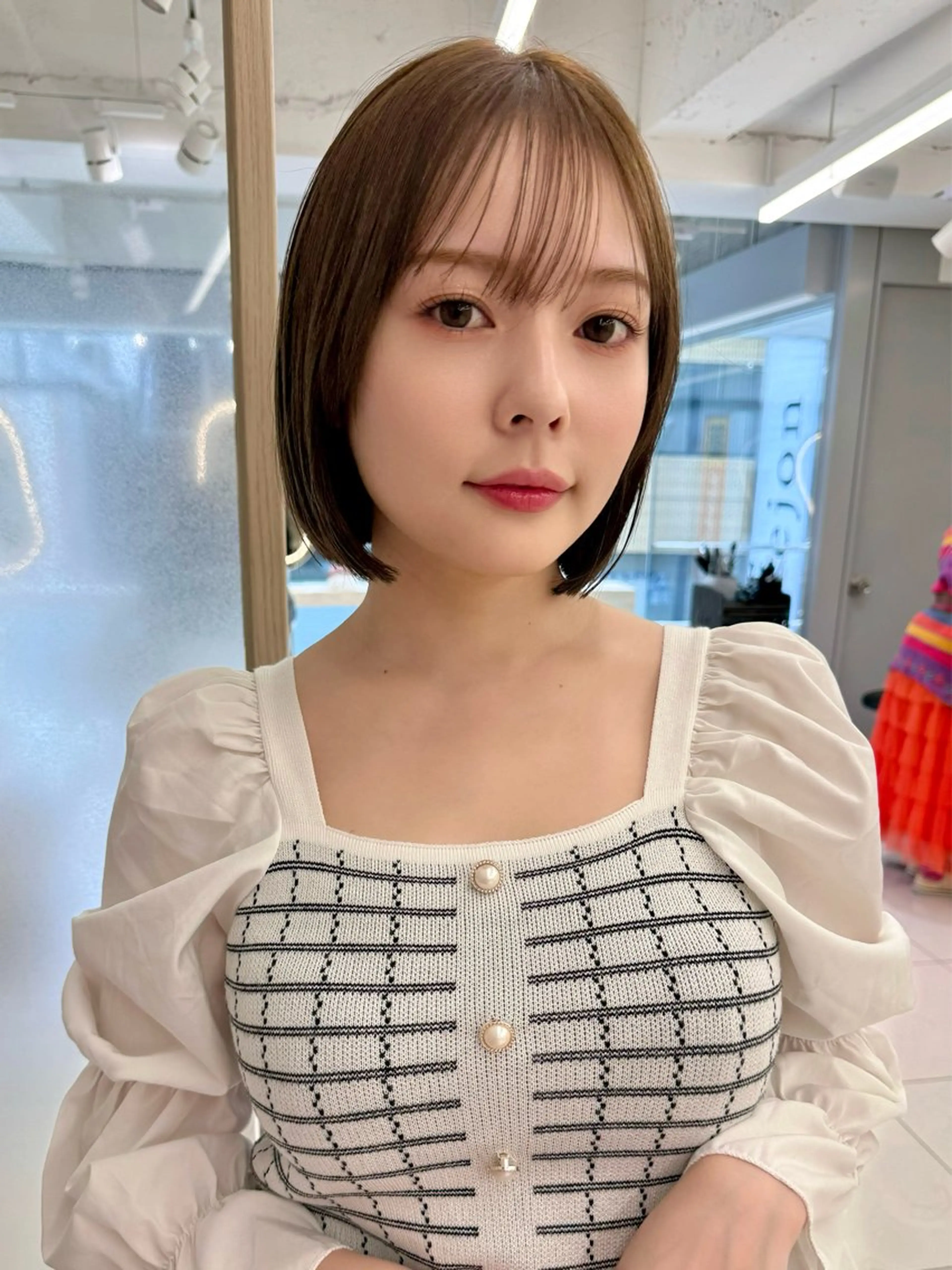 ショート 三鷹で1番ショート ボブをカットする新谷のヘアスタイル