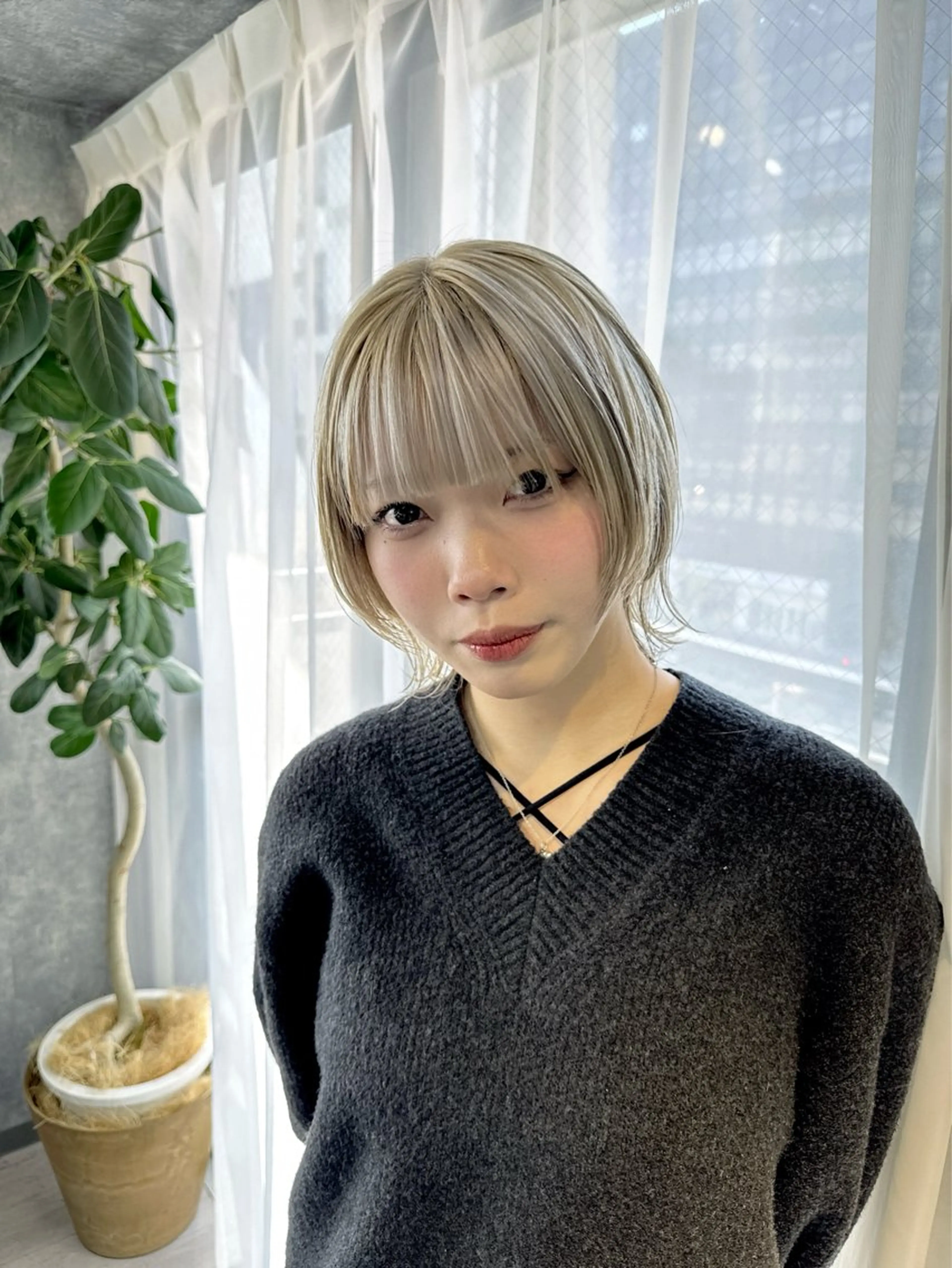 ショート カラー ブリーチ ケアブリーチ ダブルカラー イヤリングカラー ハイトーンカラー 【.ico】心斎橋/ ウルフ/飛田ゆうきのヘアスタイル