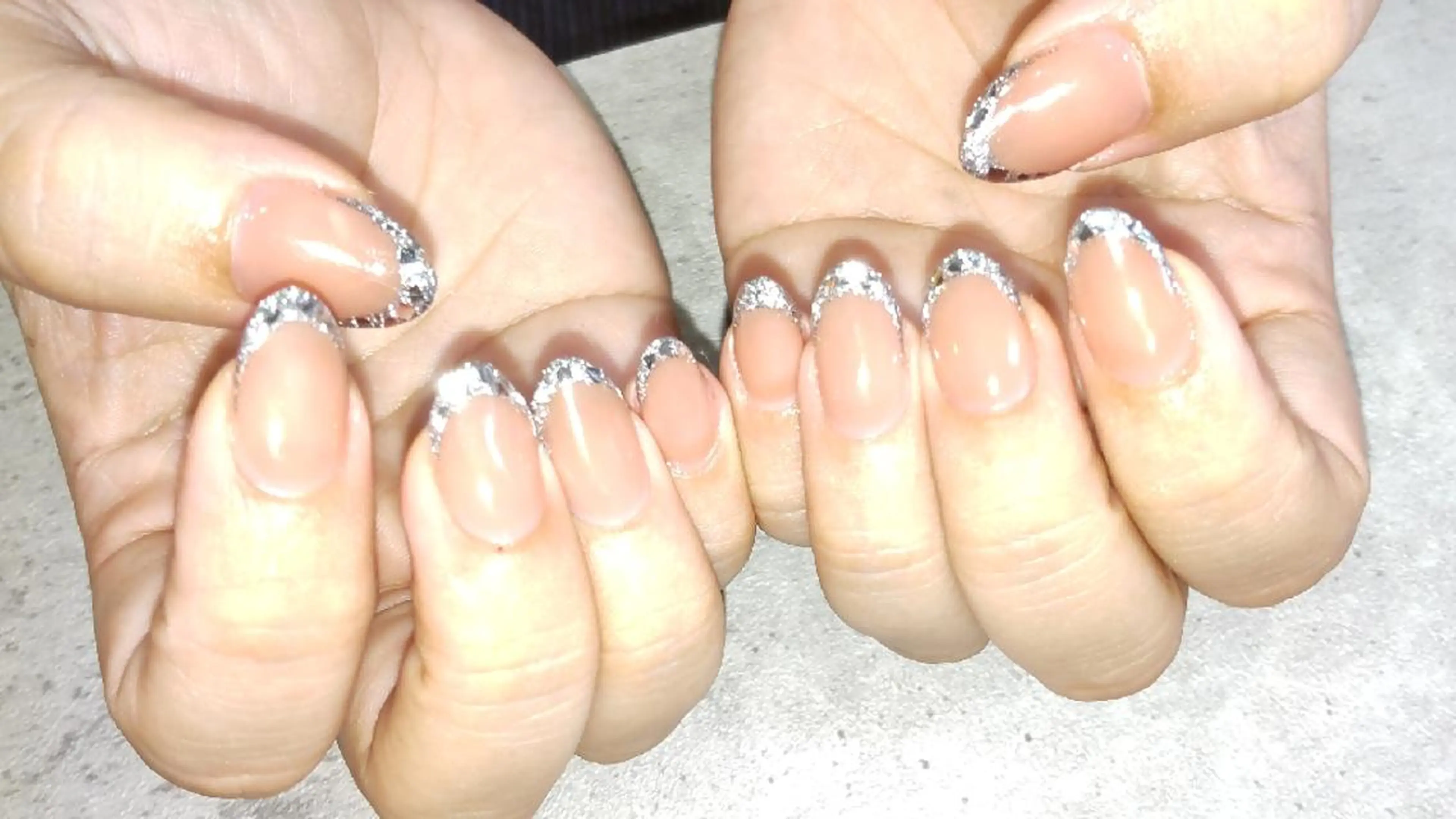 ネイル フレンチネイル ガラスフレンチ ハンドネイル infinity skyのネイルデザイン