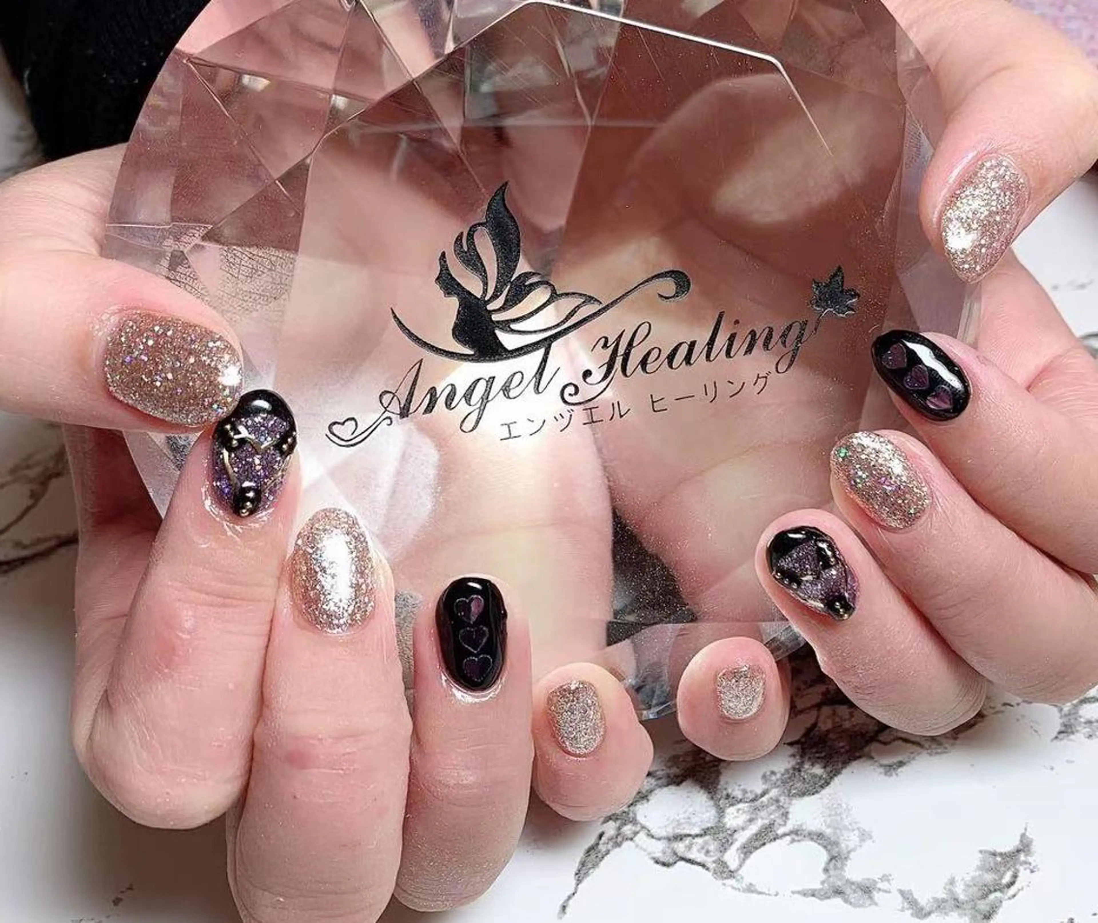 ネイル エンジェル ヒーリング 矢場町店のネイルデザイン