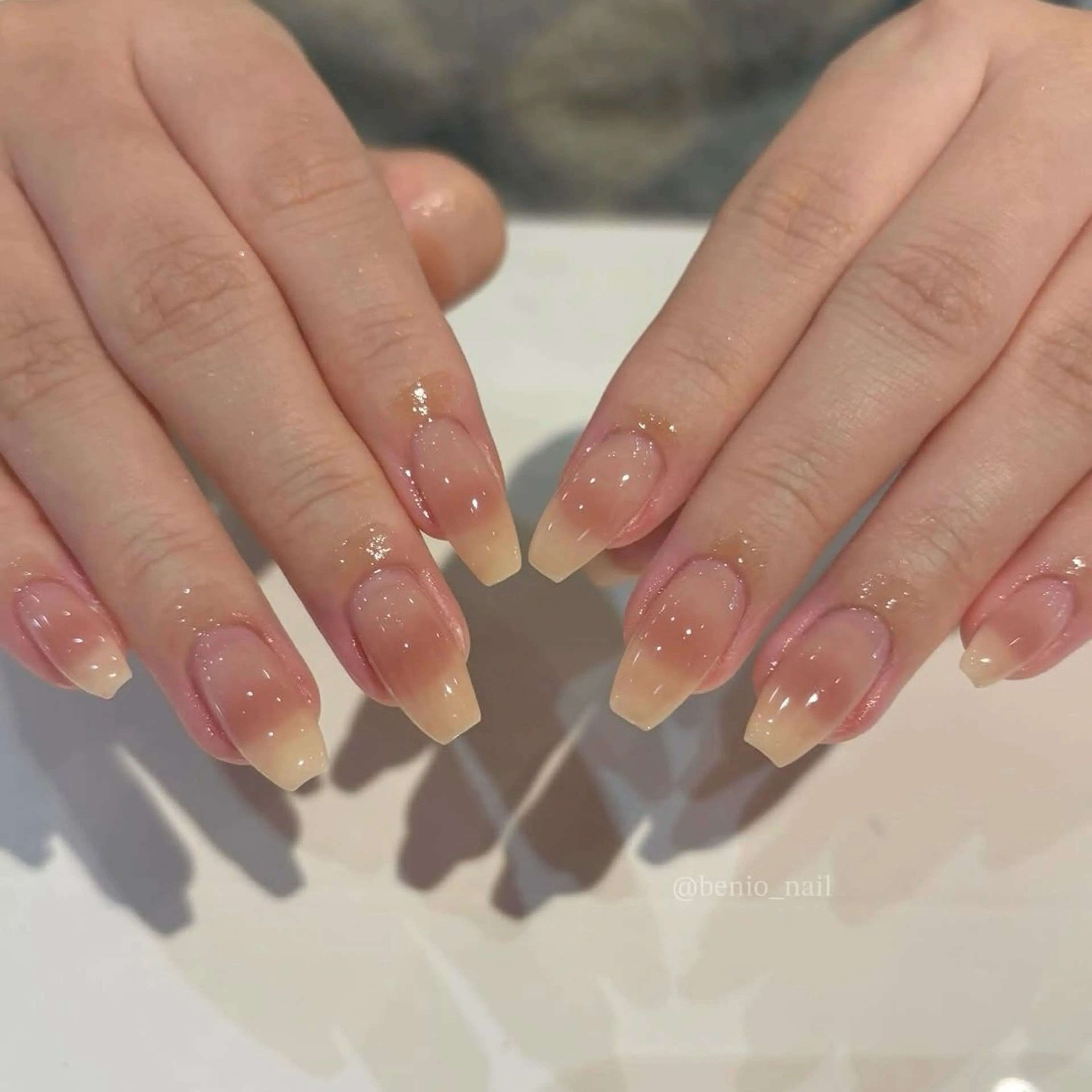 ネイル チークネイル Bloom 莉子のネイルデザイン