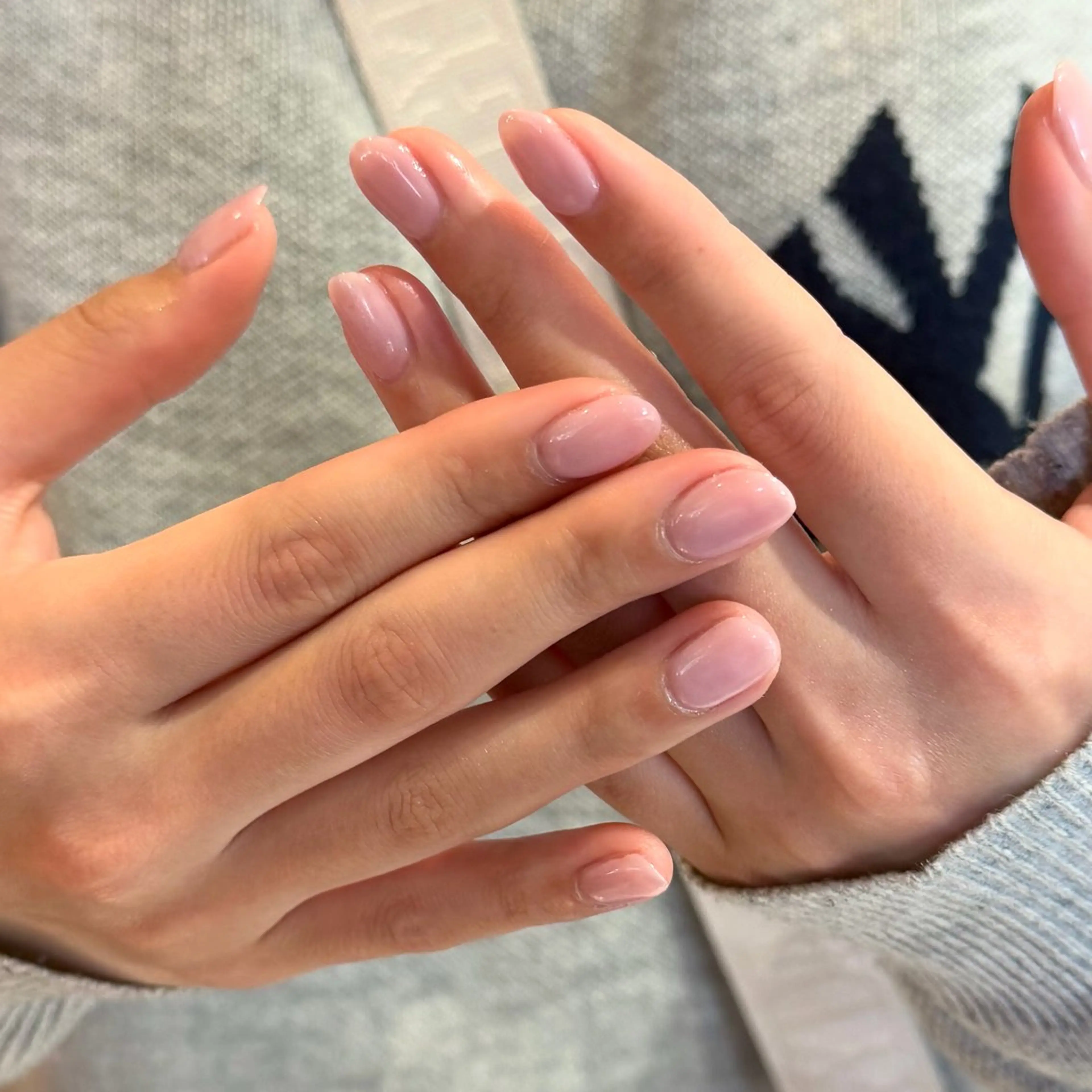 ネイル f所属・渡辺 愛のネイルデザイン