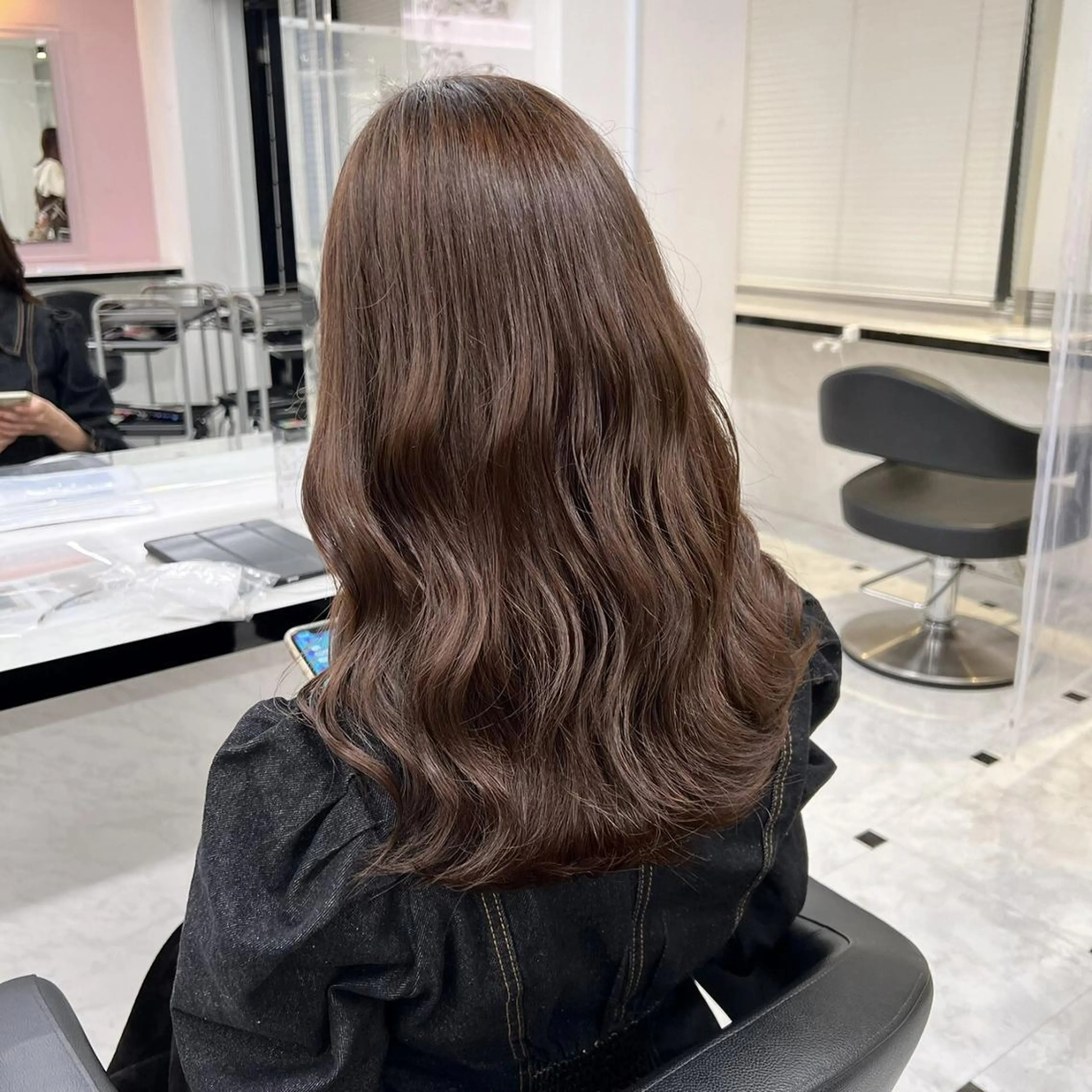 カラー 盛れる上質ワンホン ヘア🤍YUME🤍のヘアスタイル