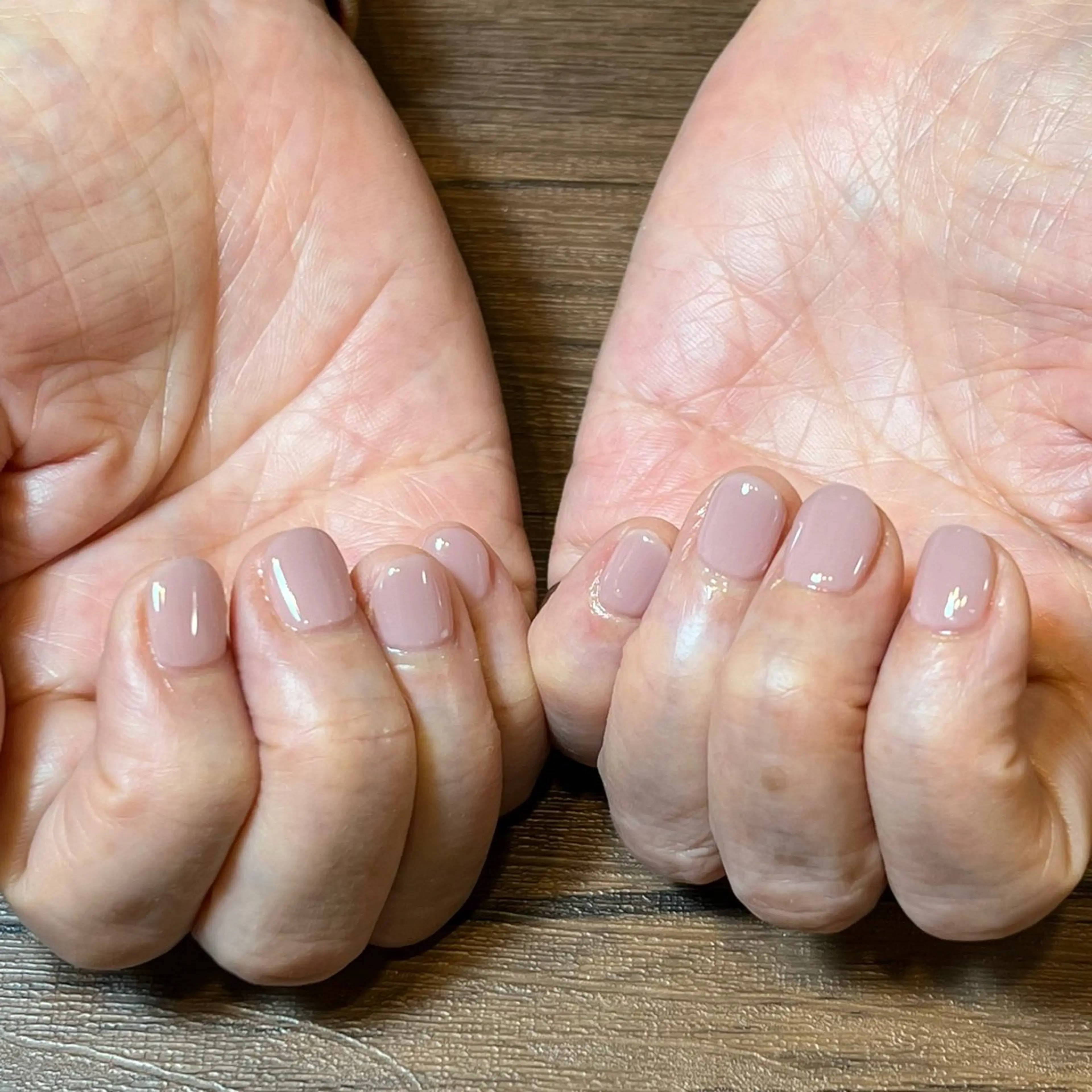 ネイル HENRIETTA NAILSALONのネイルデザイン