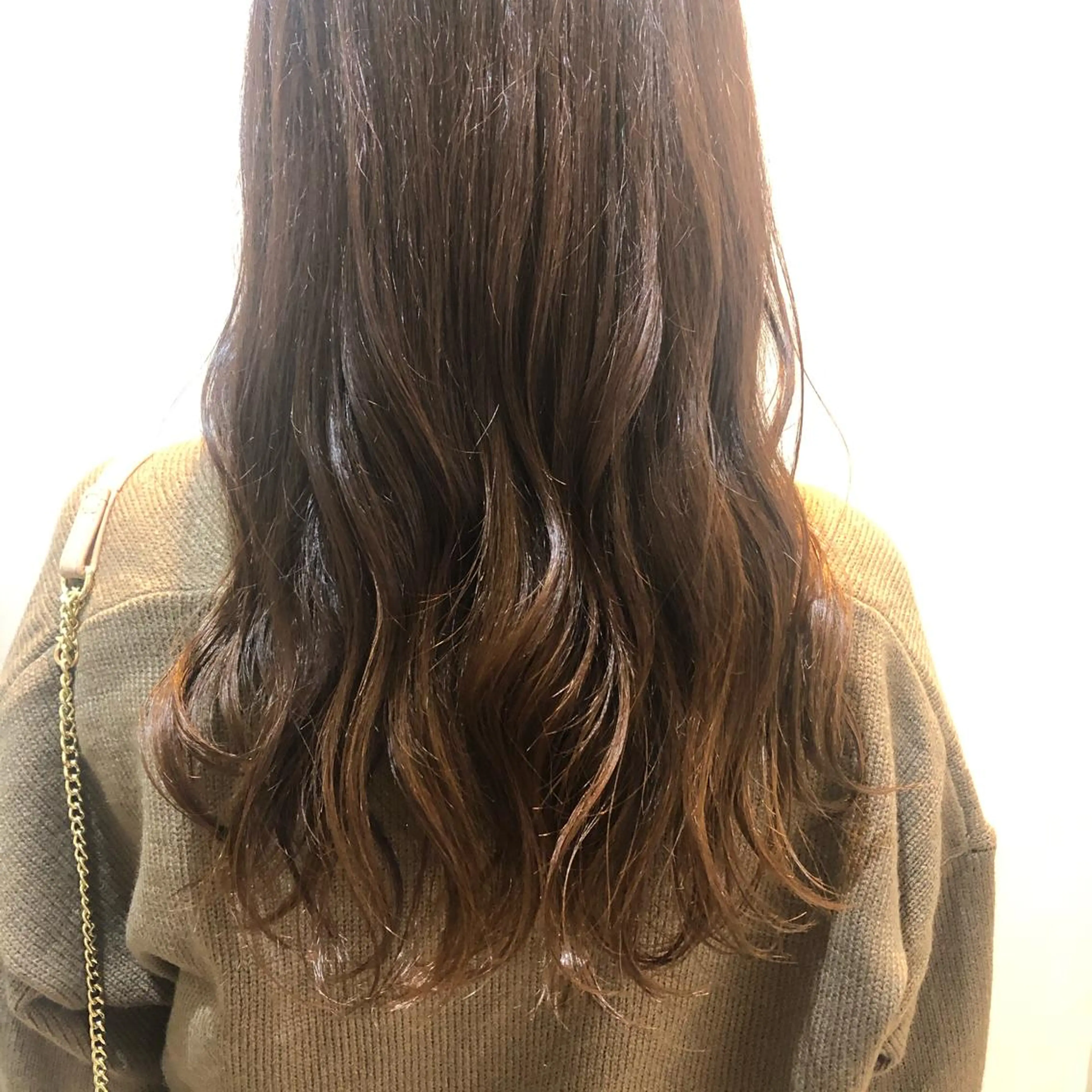ロング 鶴﨑 美優亜のヘアスタイル