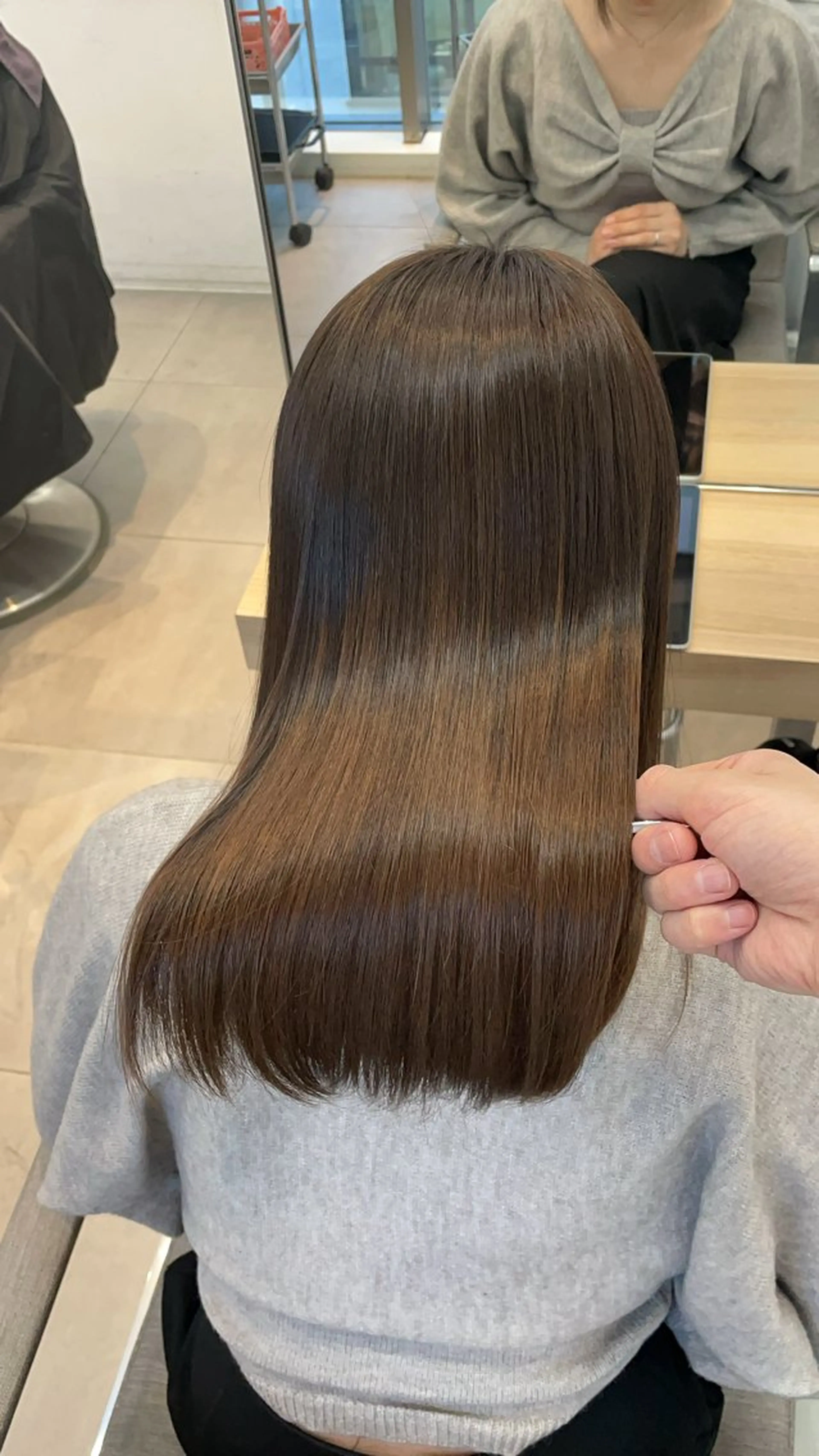 セミロング カラー 髪質改善 ✨髪質改善✨美髪 矯正🫧小泉のヘアスタイル