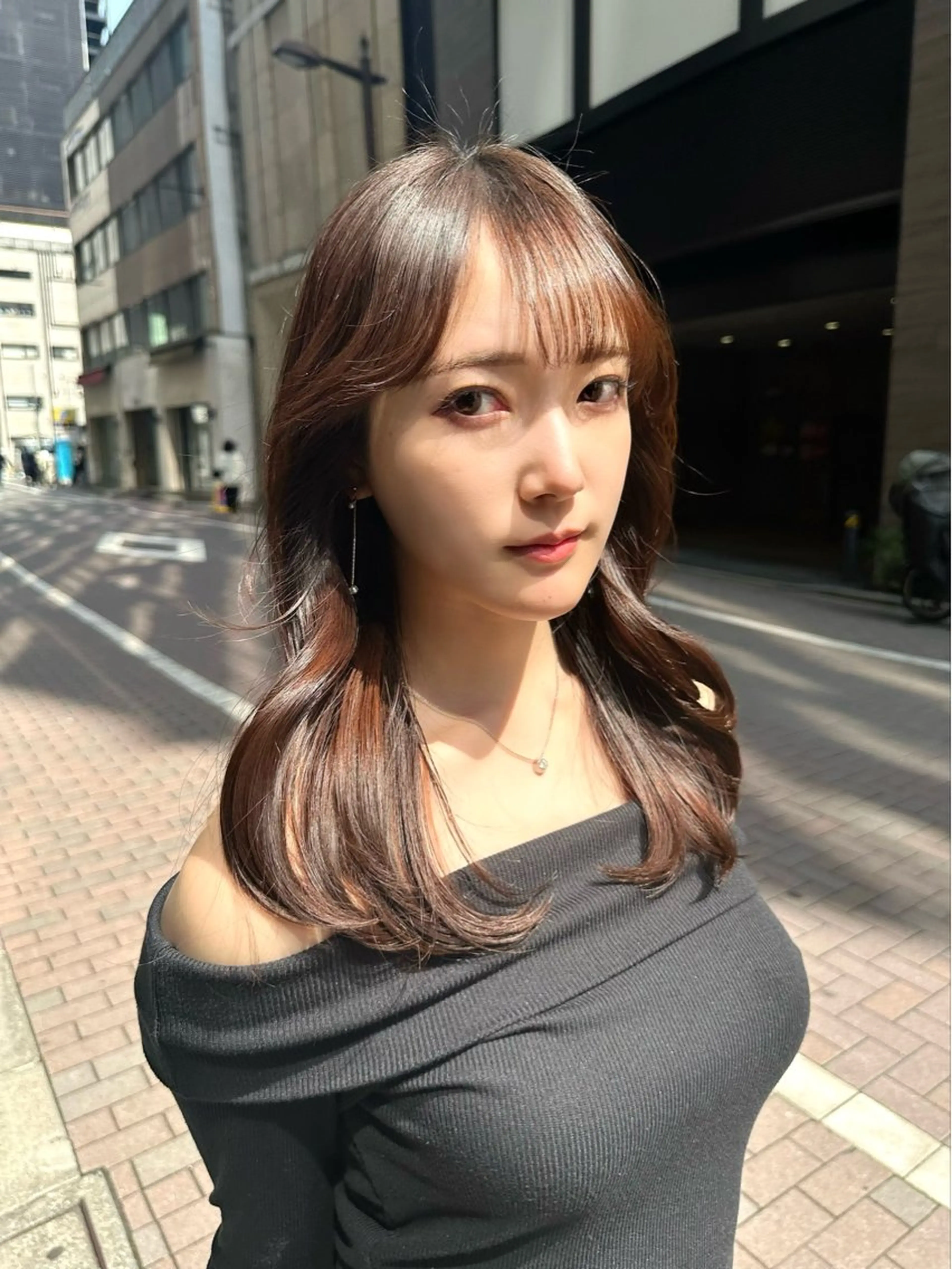 ロング カラー ミディアムレイヤー 添田晃基のヘアスタイル