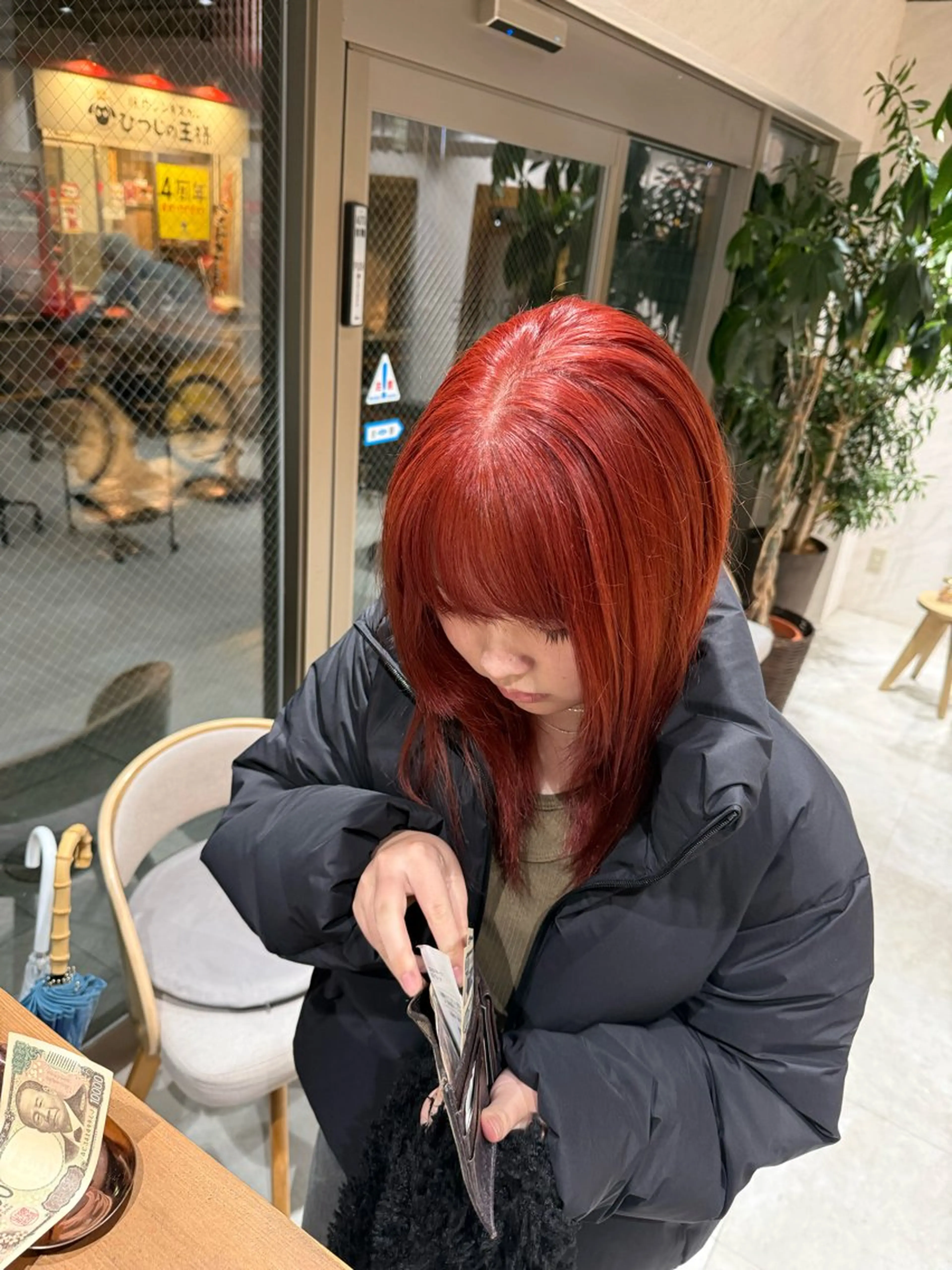 💥人気NO.2💥透明感✨艶カラー＋1stapトリートメント＋コテ巻きの写真