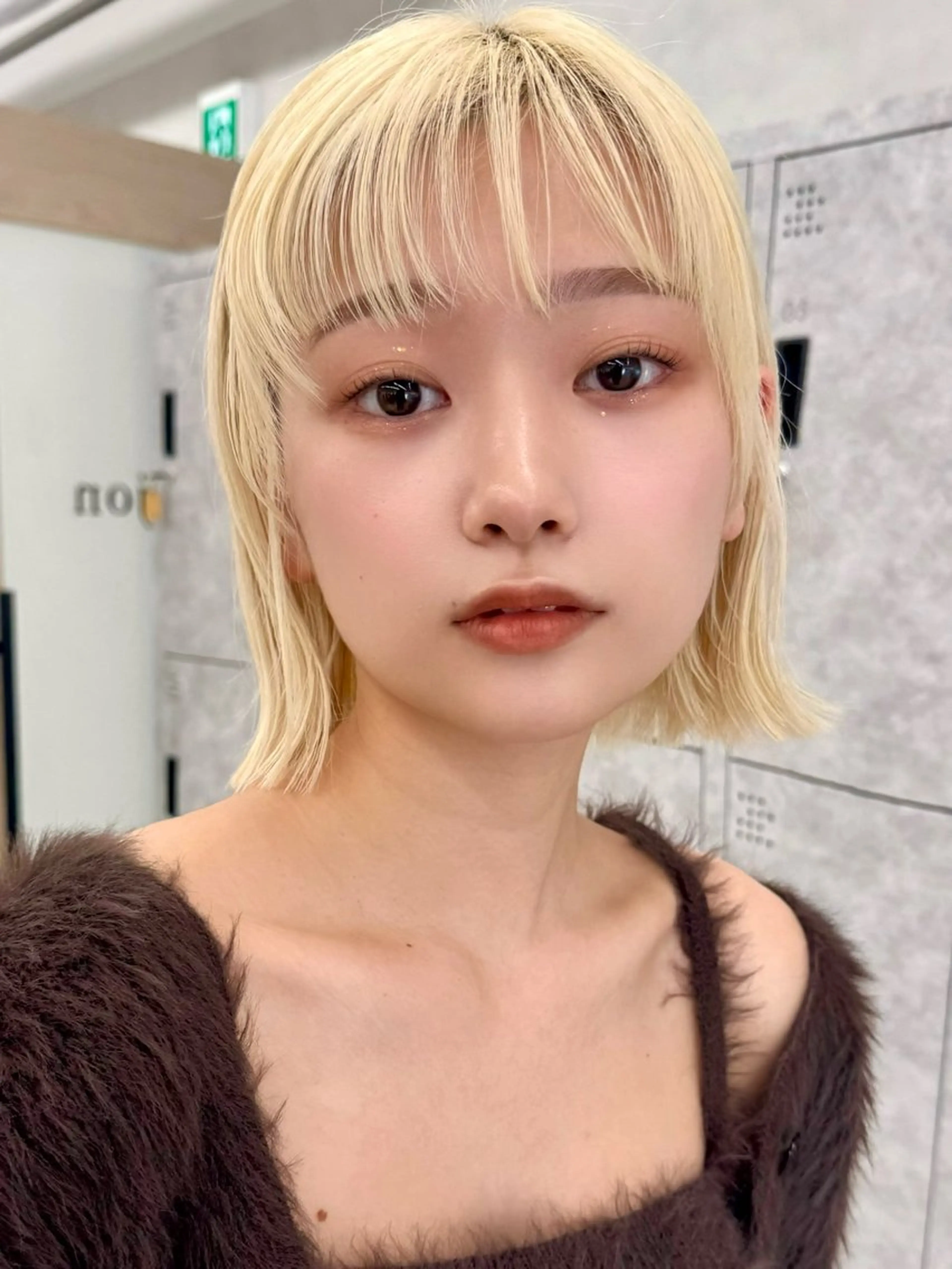 ミディアム カット ヘアカラー トリートメント 三鷹で1番ショート ボブをカットする新谷のヘアスタイル