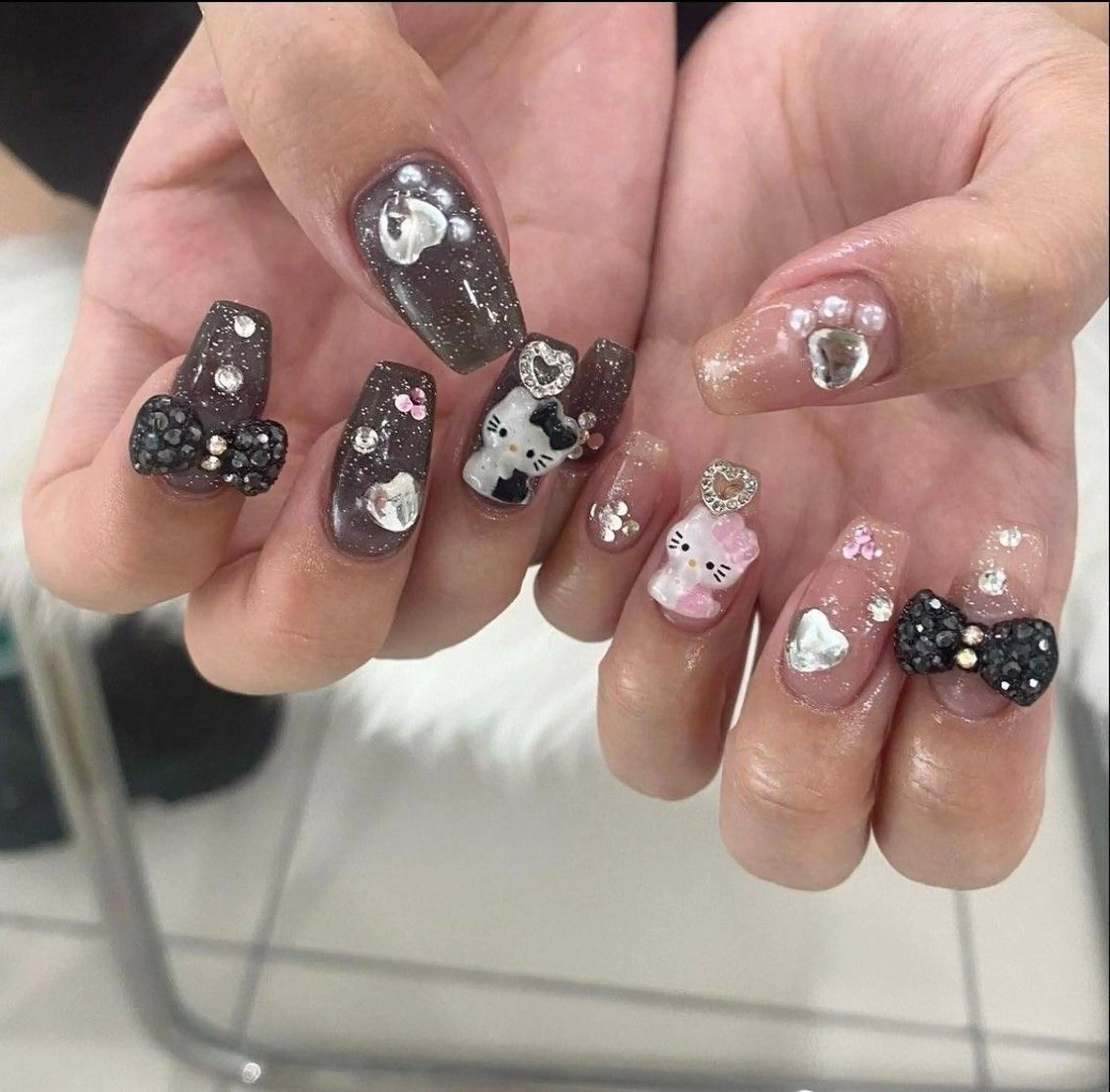 ネイル 長さ出し フレンチネイル グラデーション 卒業式 マグネットネイル ハンドネイル MIHANA YUKIのネイルデザイン