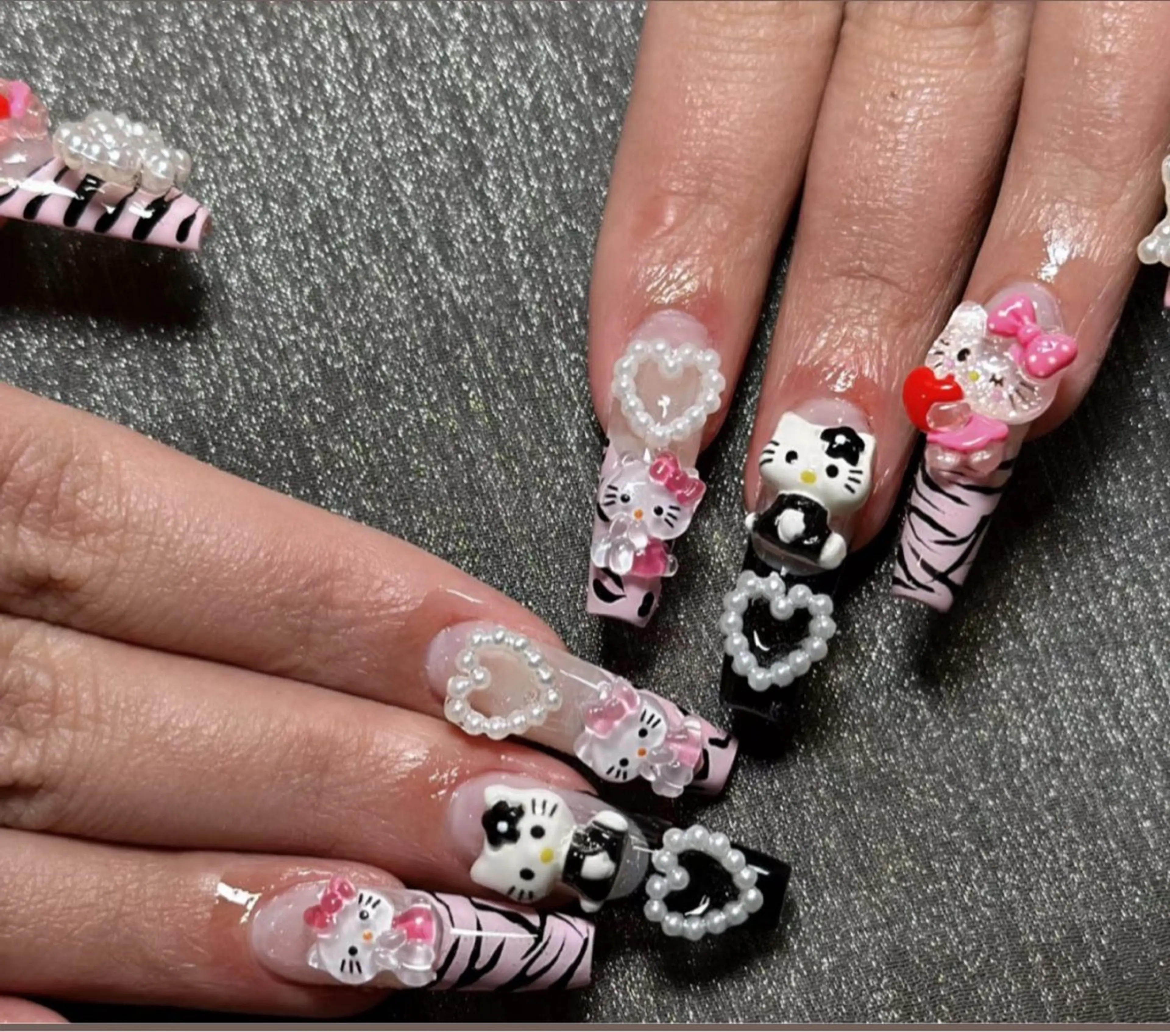ネイル アートネイル オーロラネイル チークネイル フレンチネイル ガラスフレンチ 🎀🎀YooLi Nail Salonのネイルデザイン