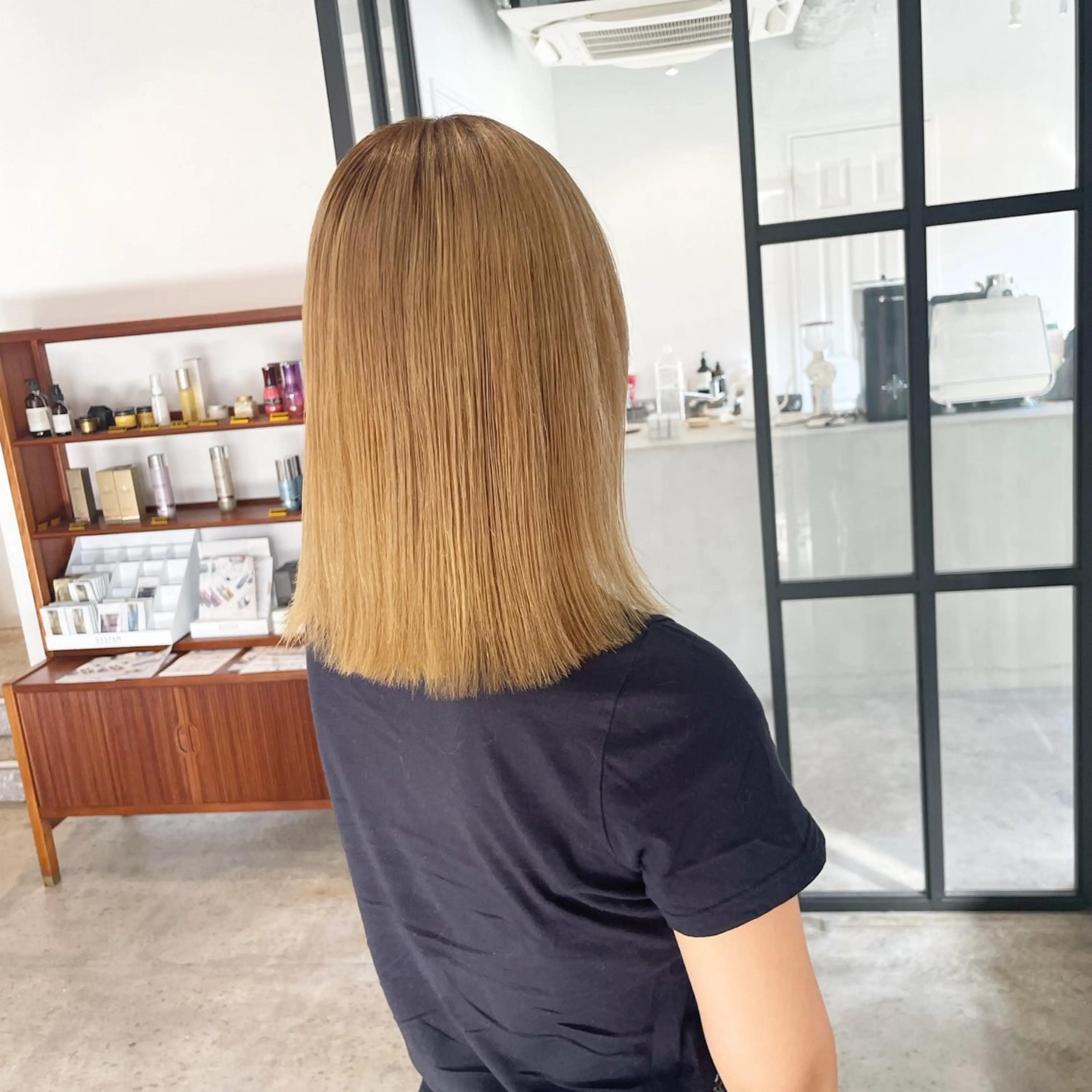 ミディアム カラー ベージュカラー イエローカラー カット ヘアカラー Takuma Suzuki中目黒のヘアスタイル