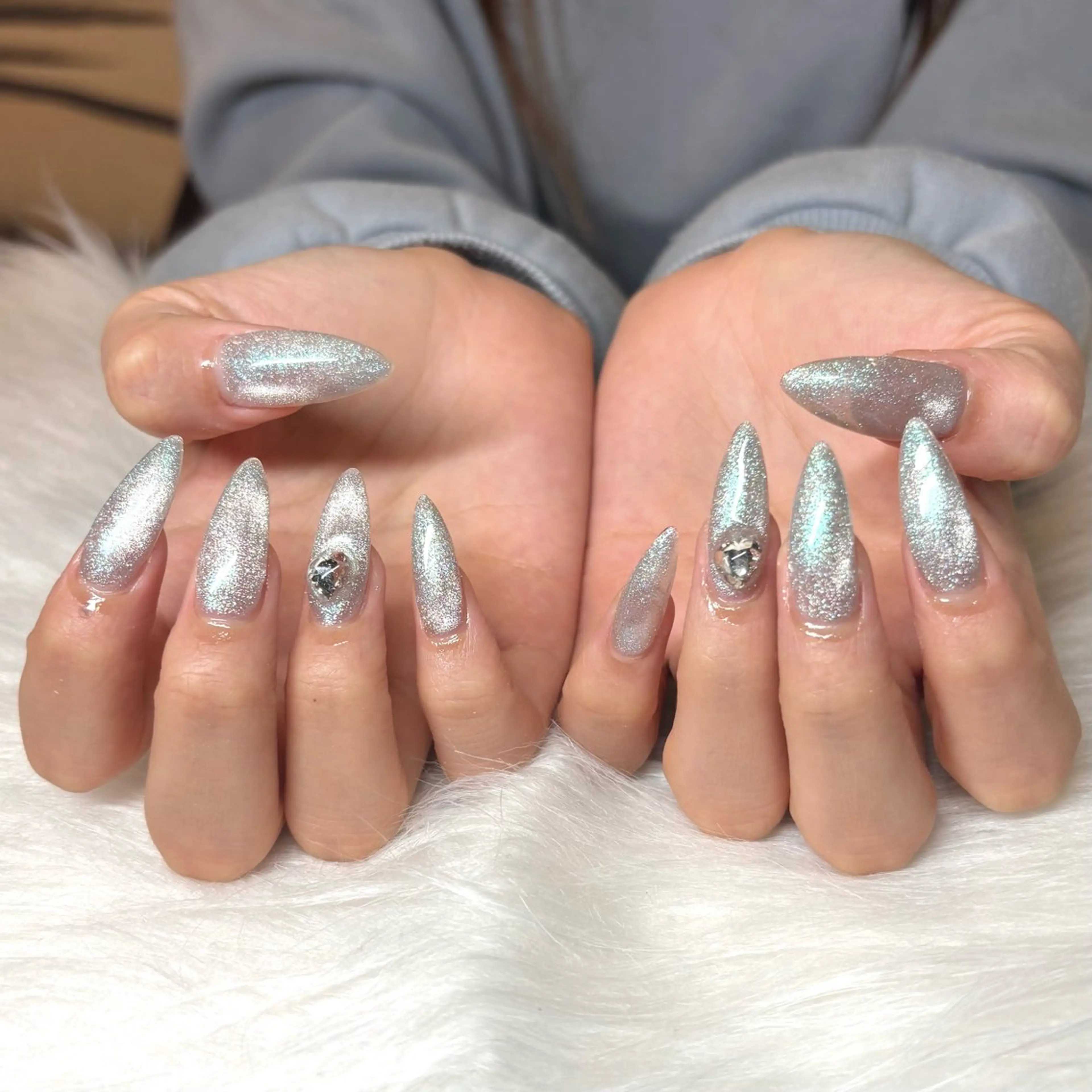 ネイル マグネットネイル ハンドネイル HANA ソブエのネイルデザイン