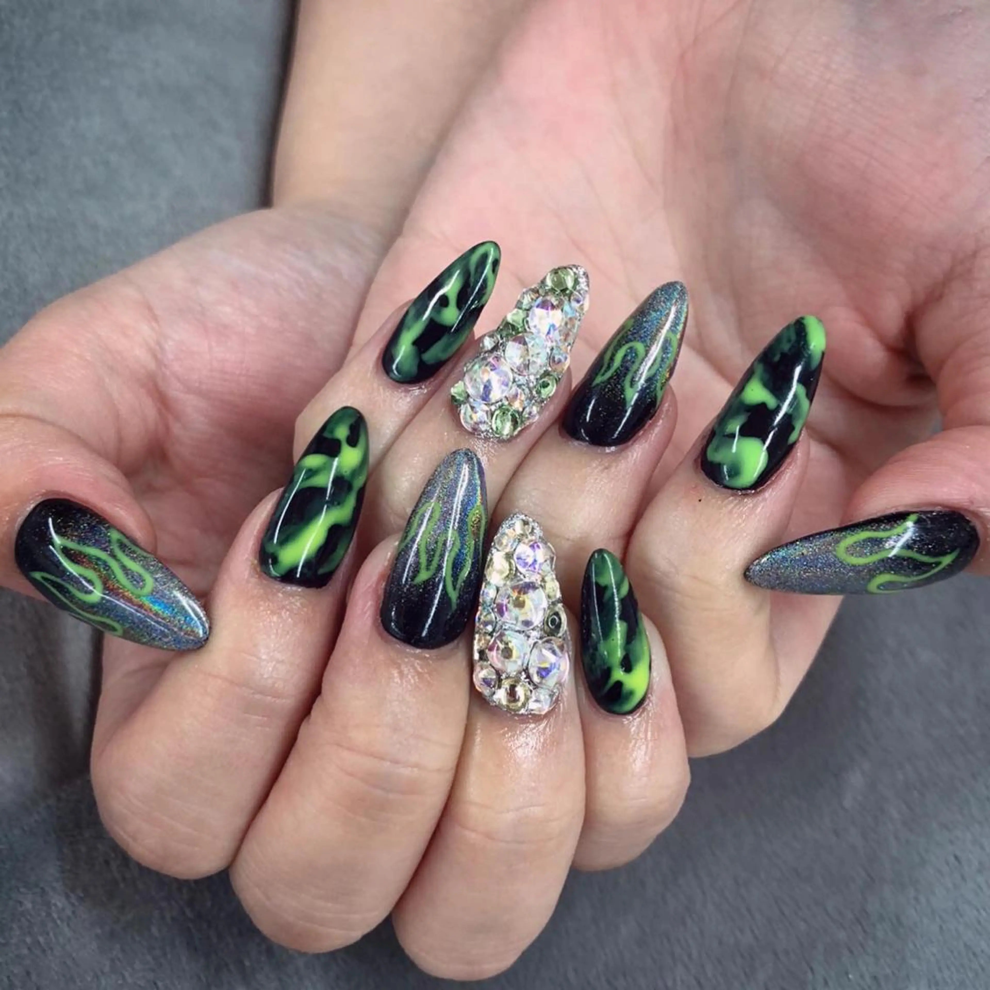 ネイル ハンドネイル MAYME所属・MAYME TAMAKIのネイルデザイン