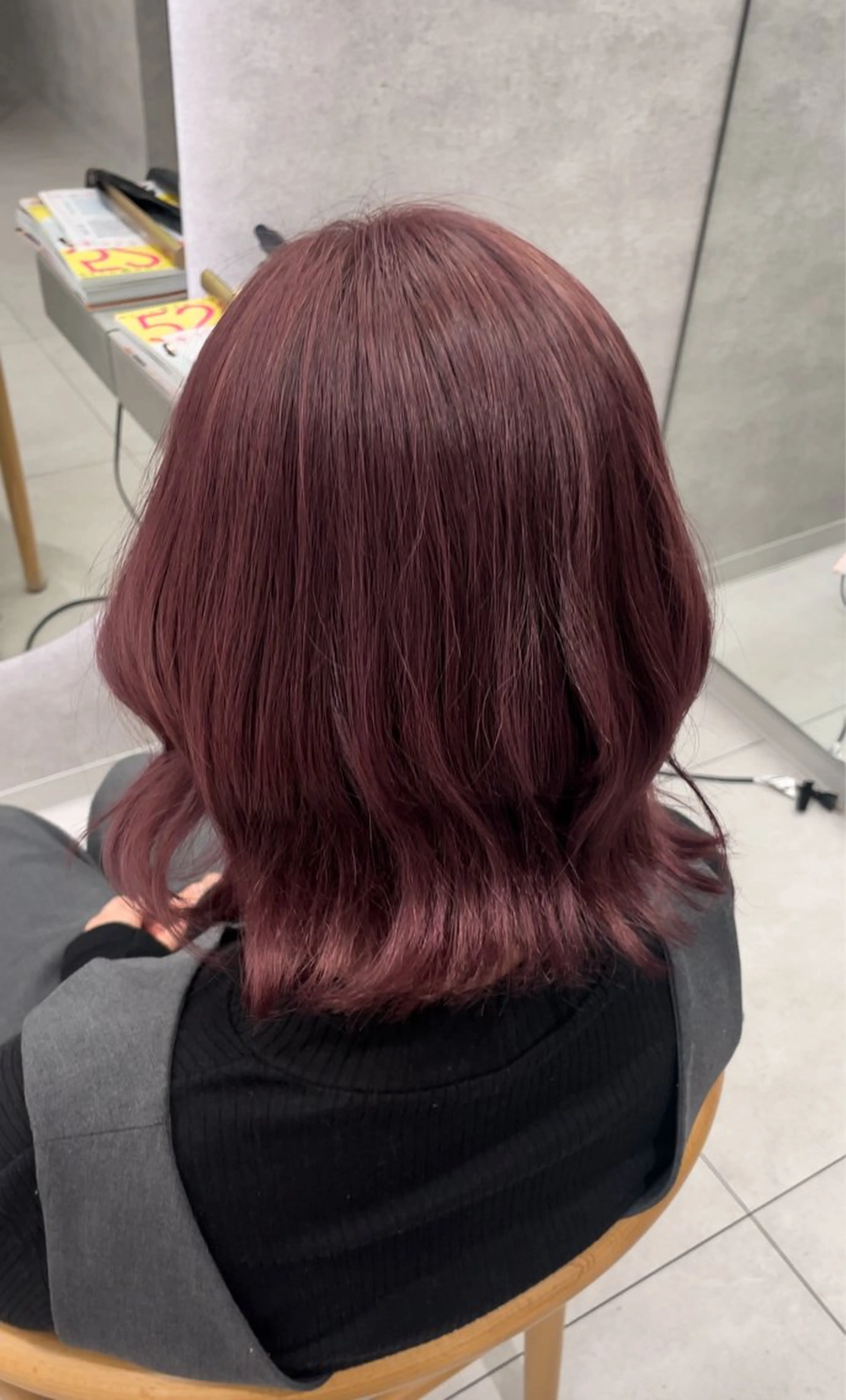 ミディアム カラー ダブルカラー ピンクカラー ヘアカラー トリートメント 愛華 【geep】のヘアスタイル