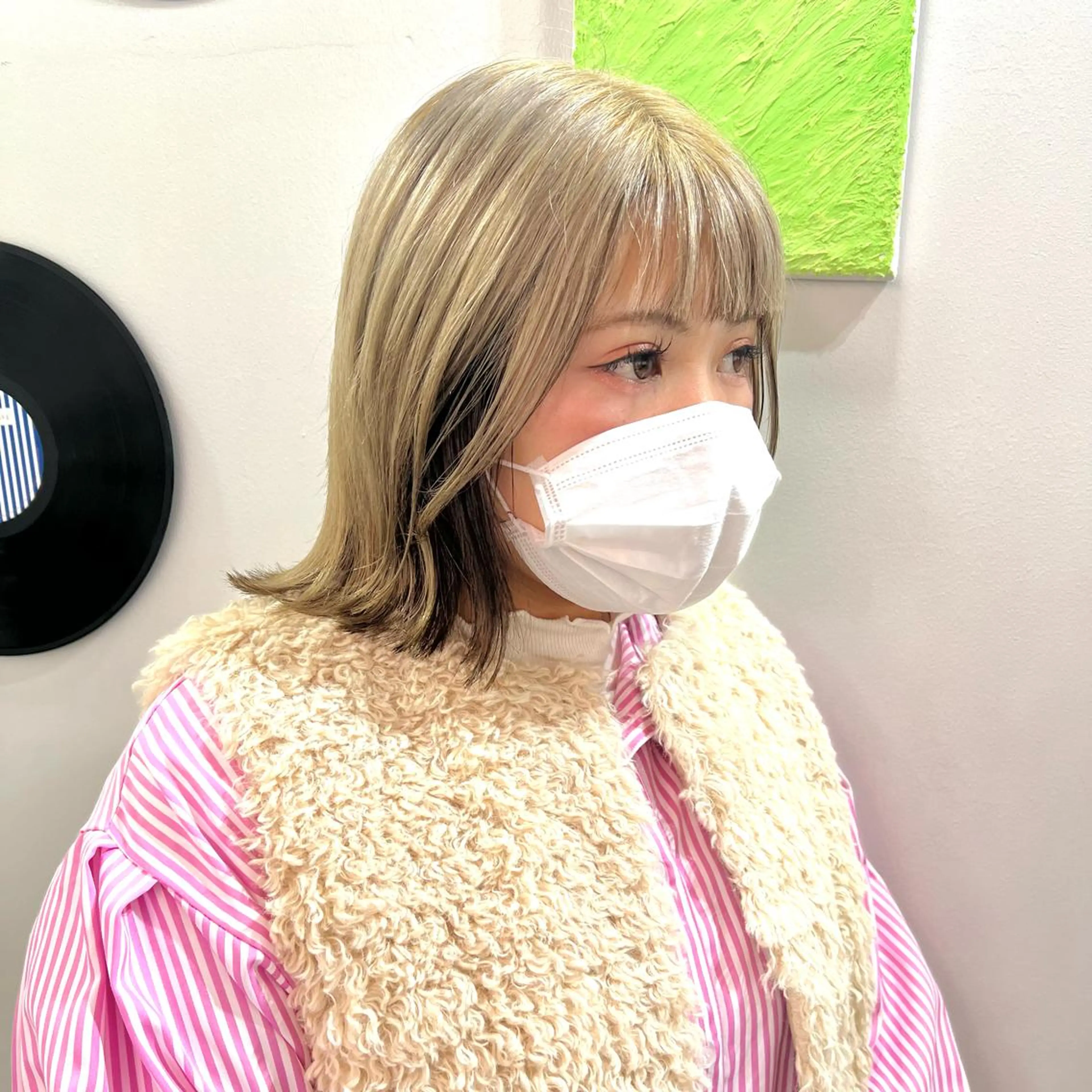 ショート カラー ヘアアレンジ 🧨ブリーチー×ボブ レイヤー💎じゅえるのヘアスタイル