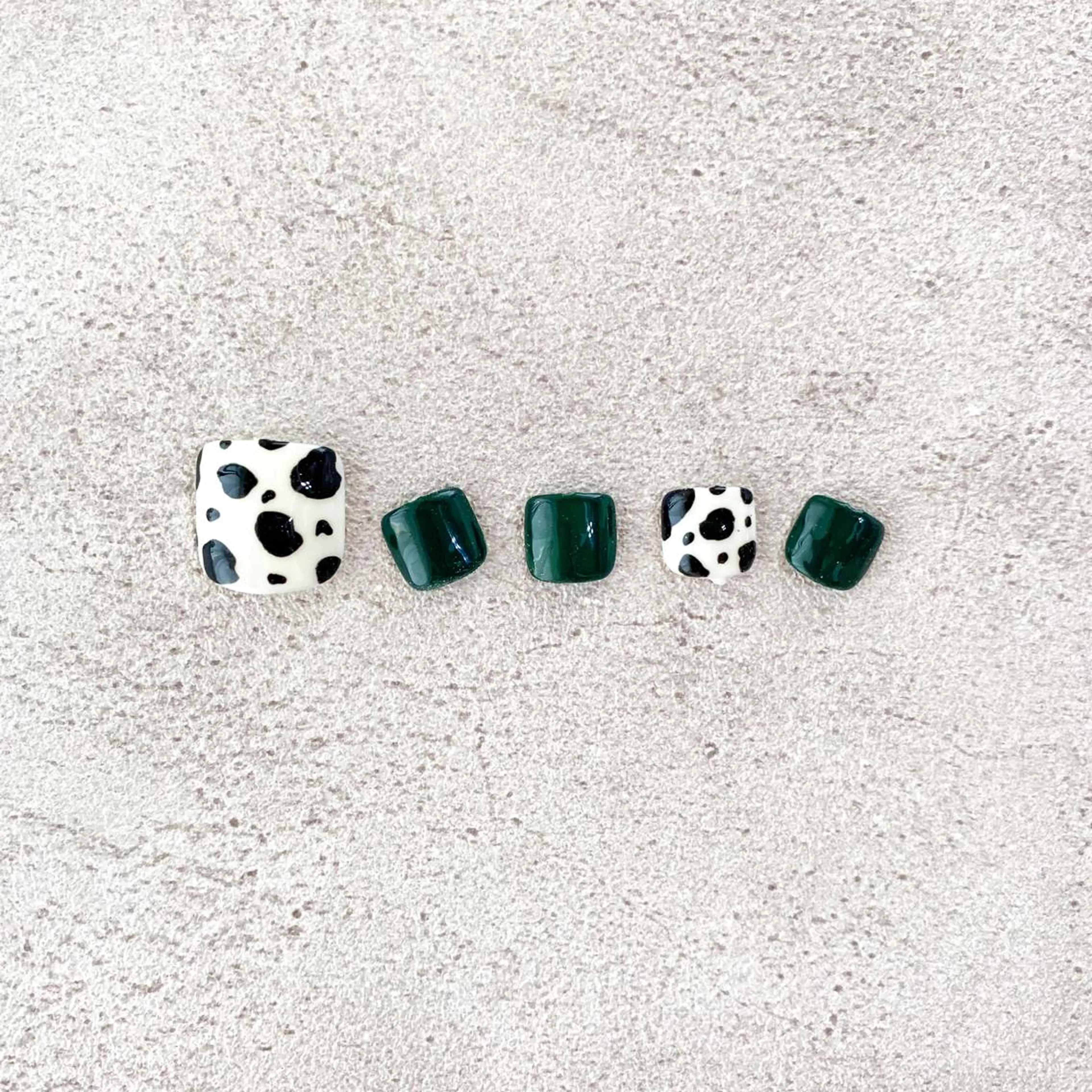 ネイル フットネイル ゴテゴテ💙ワンホン リオナのネイルデザイン