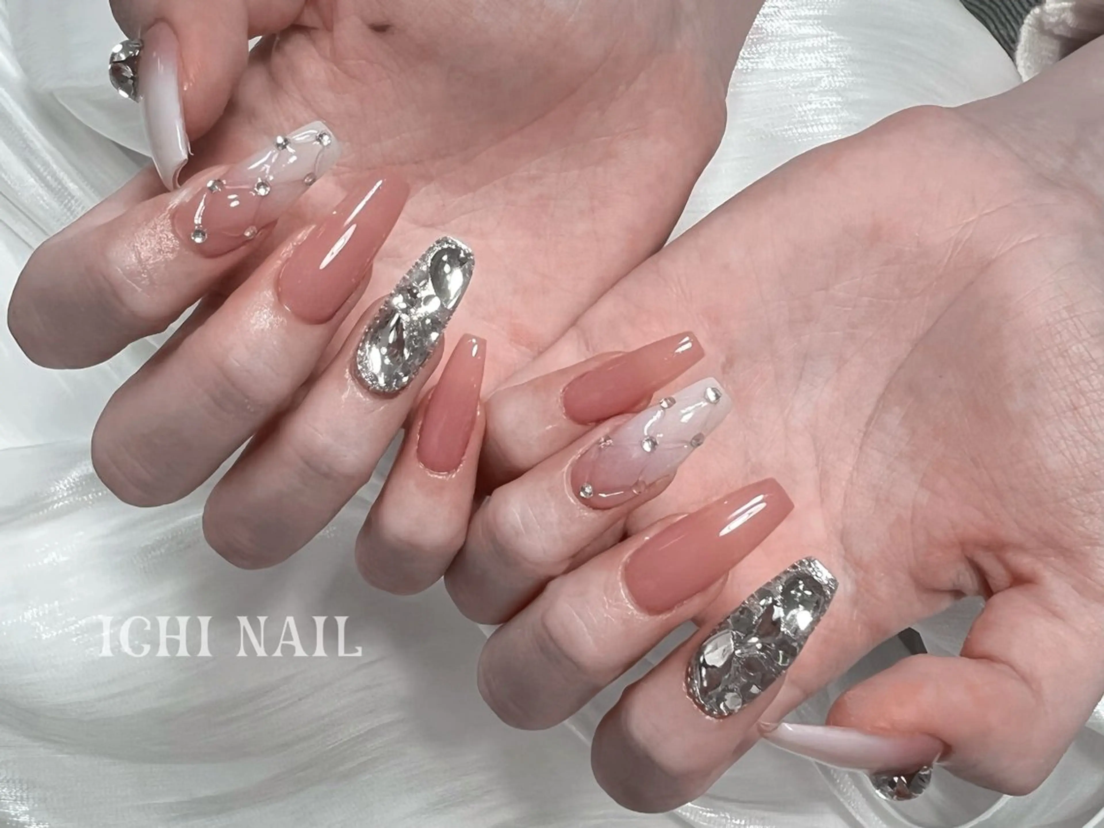 ネイル ハンドネイル 🧚🏻‍♀️ NOHA🎀のネイルデザイン