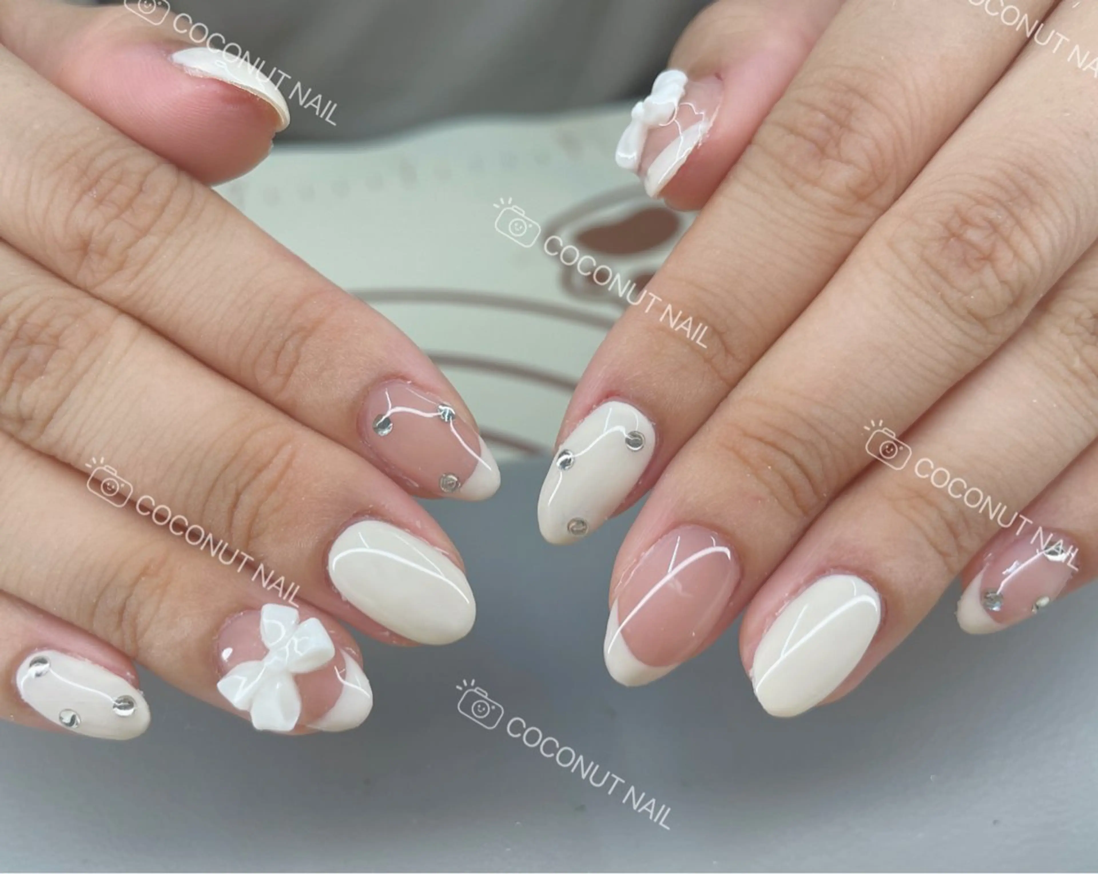 ネイル ハンドネイル 神田 ココナッツのネイルデザイン