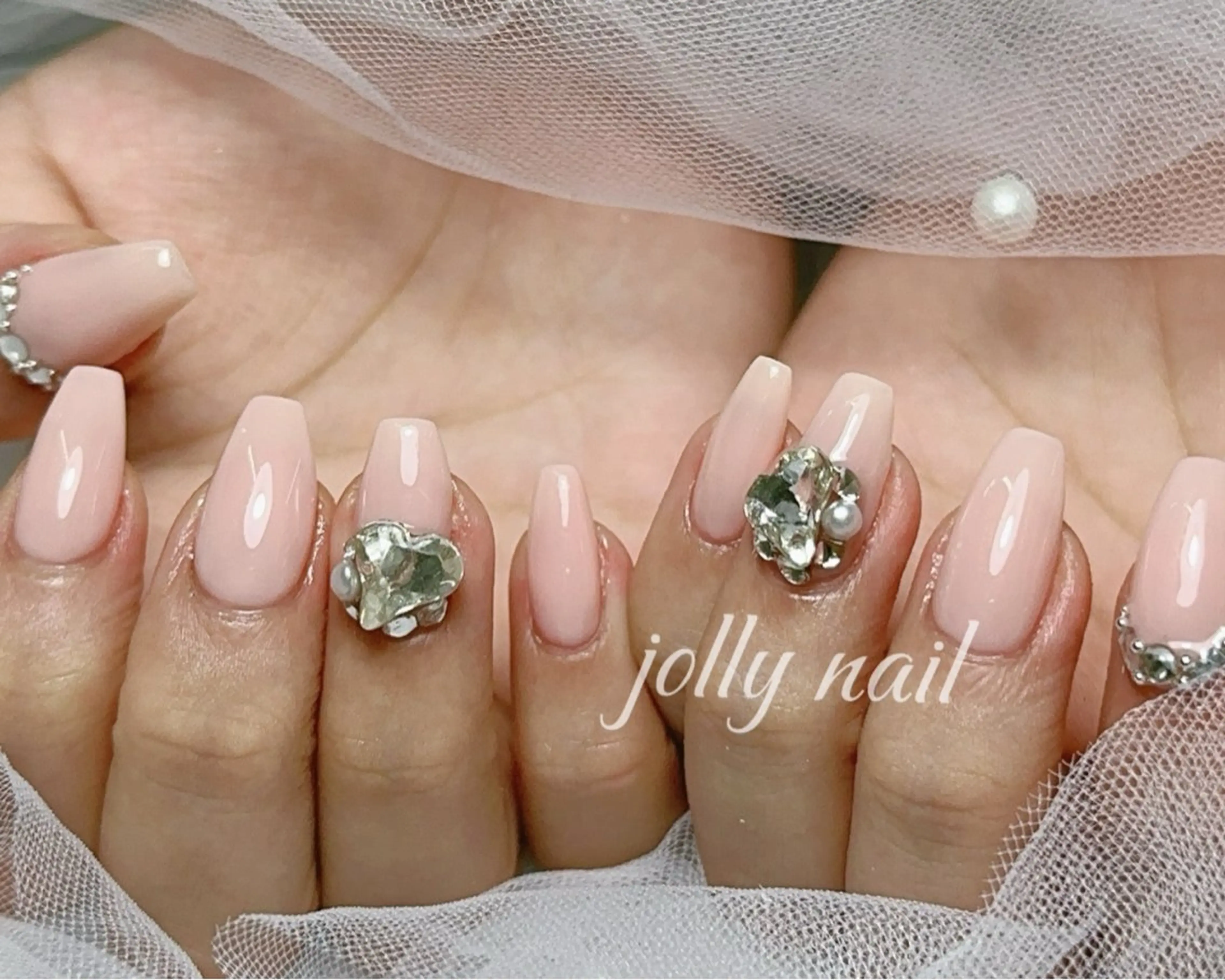 ネイル ハンドネイル Jolly チップ長さだしのネイルデザイン