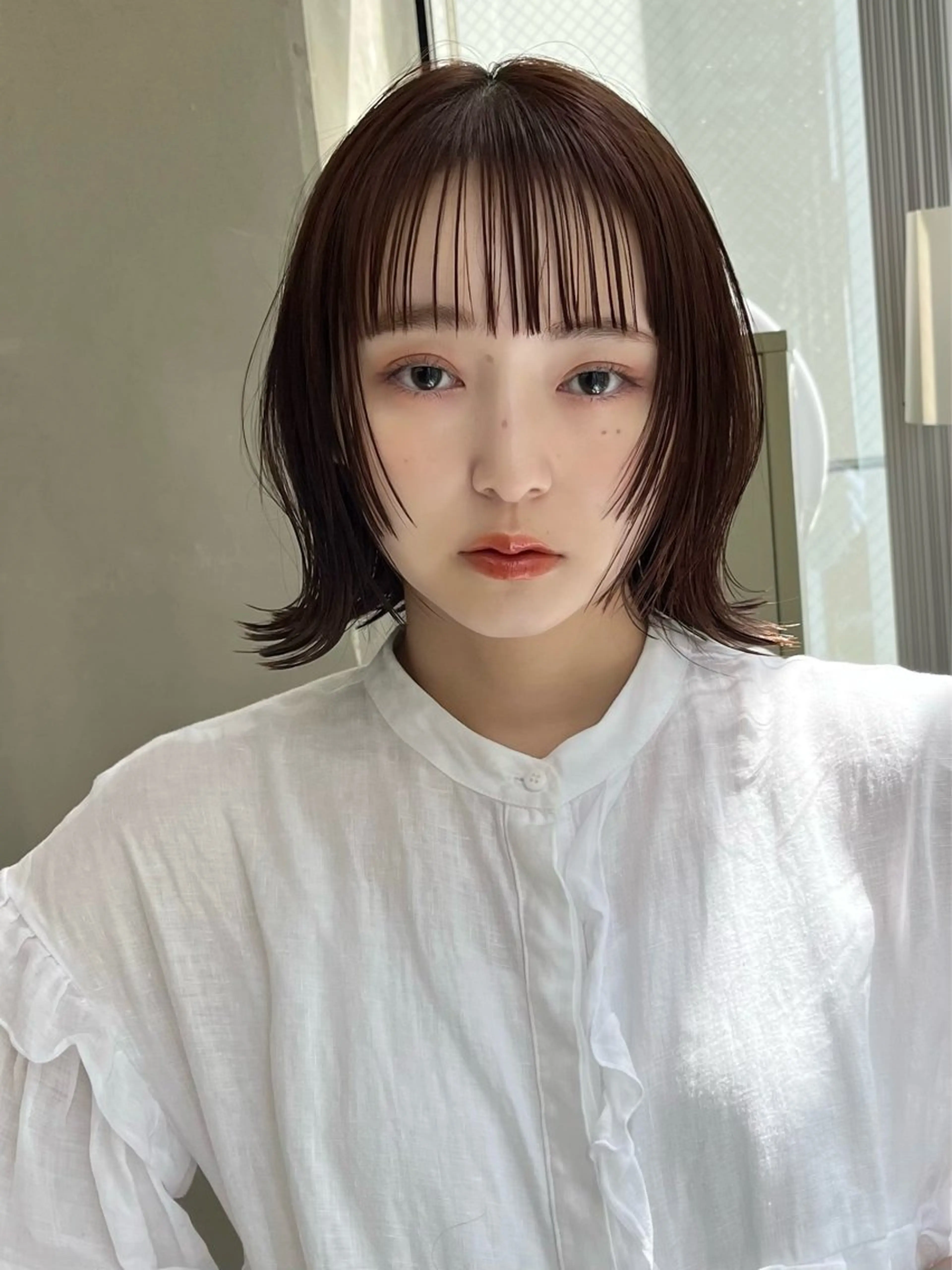 ミディアム イツク ⚡️ ルーツ/ハイトーンのヘアスタイル