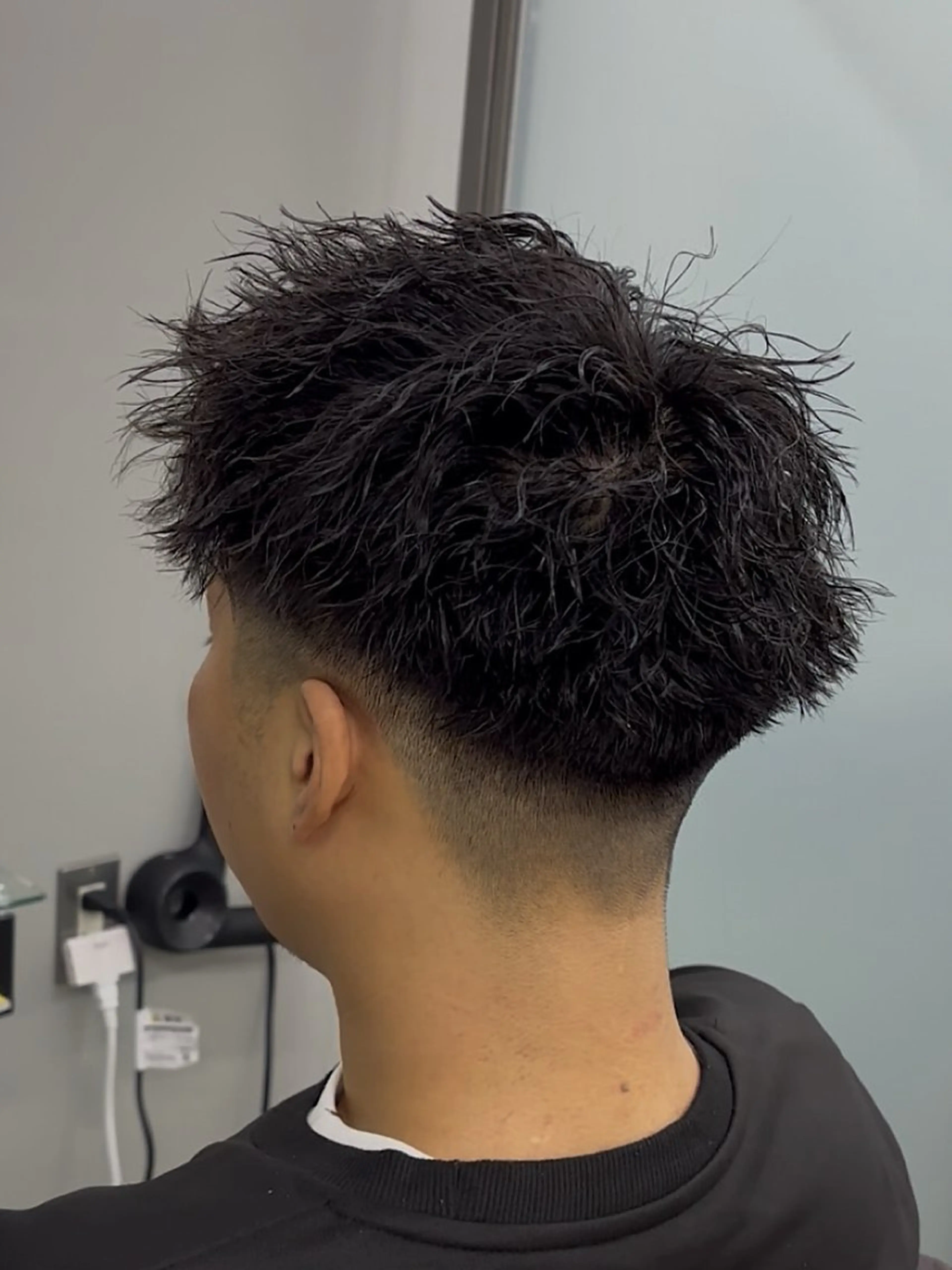 パーマ メンズ メンズパーマ ツイストスパイラルパーマ スパイラルパーマ 朋生/トップスタイリ スト/メンズパーマのヘアスタイル