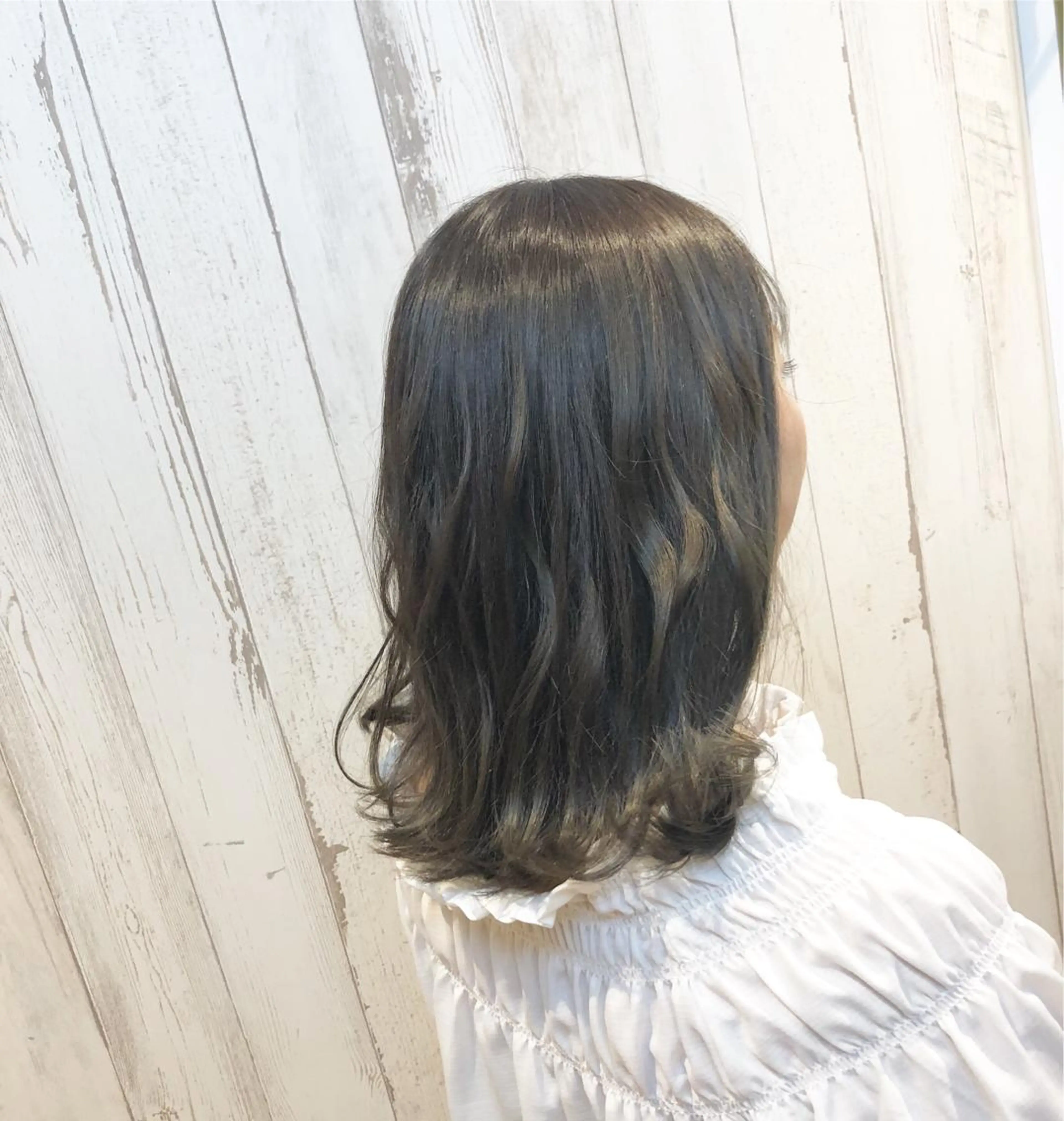 ミディアム カラー グレージュ カット ヘアカラー トリートメント 松田 和樹のヘアスタイル