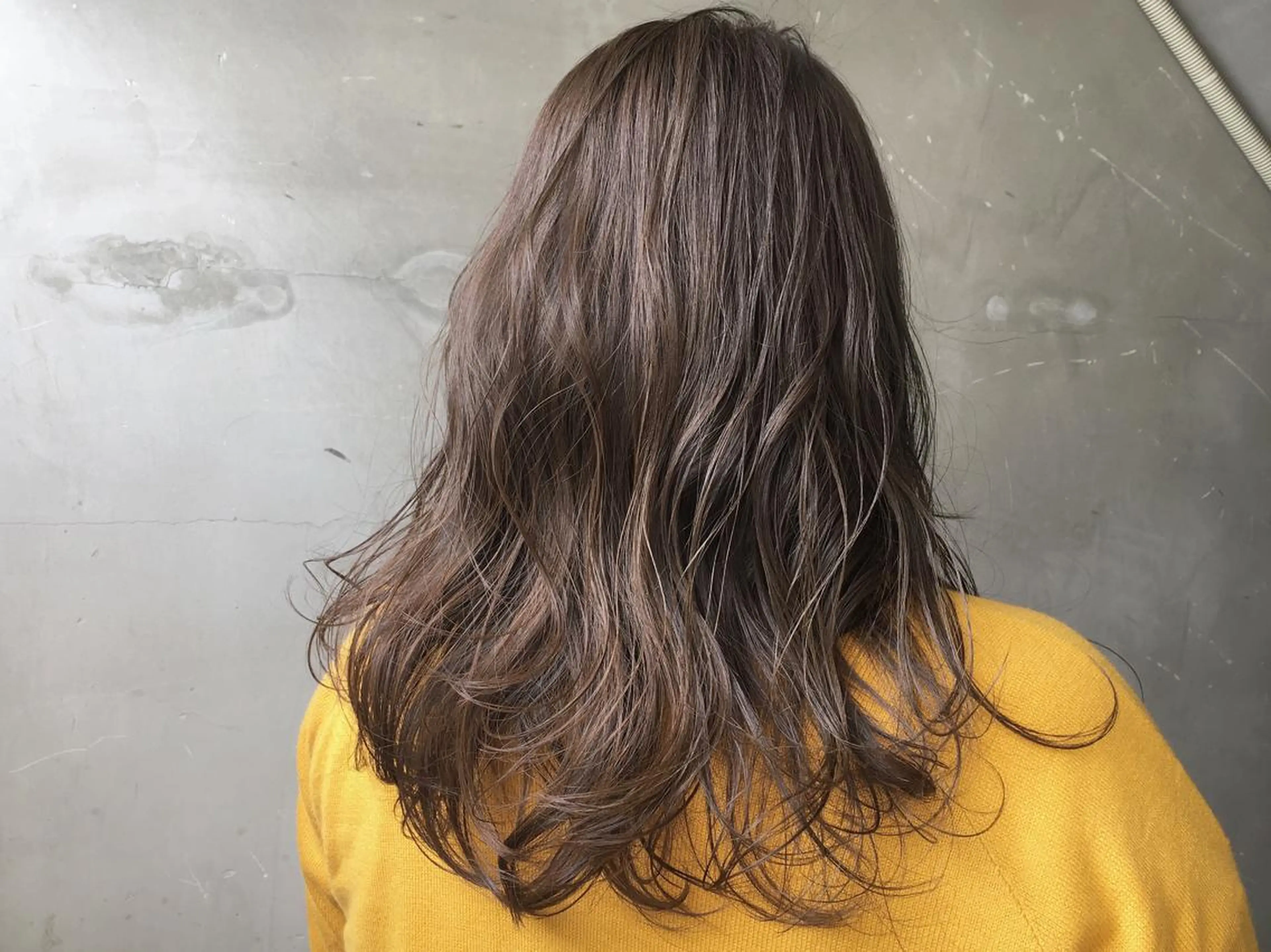 セミロング カラー パーマ 牛山 静香のマツエク・マツパデザイン