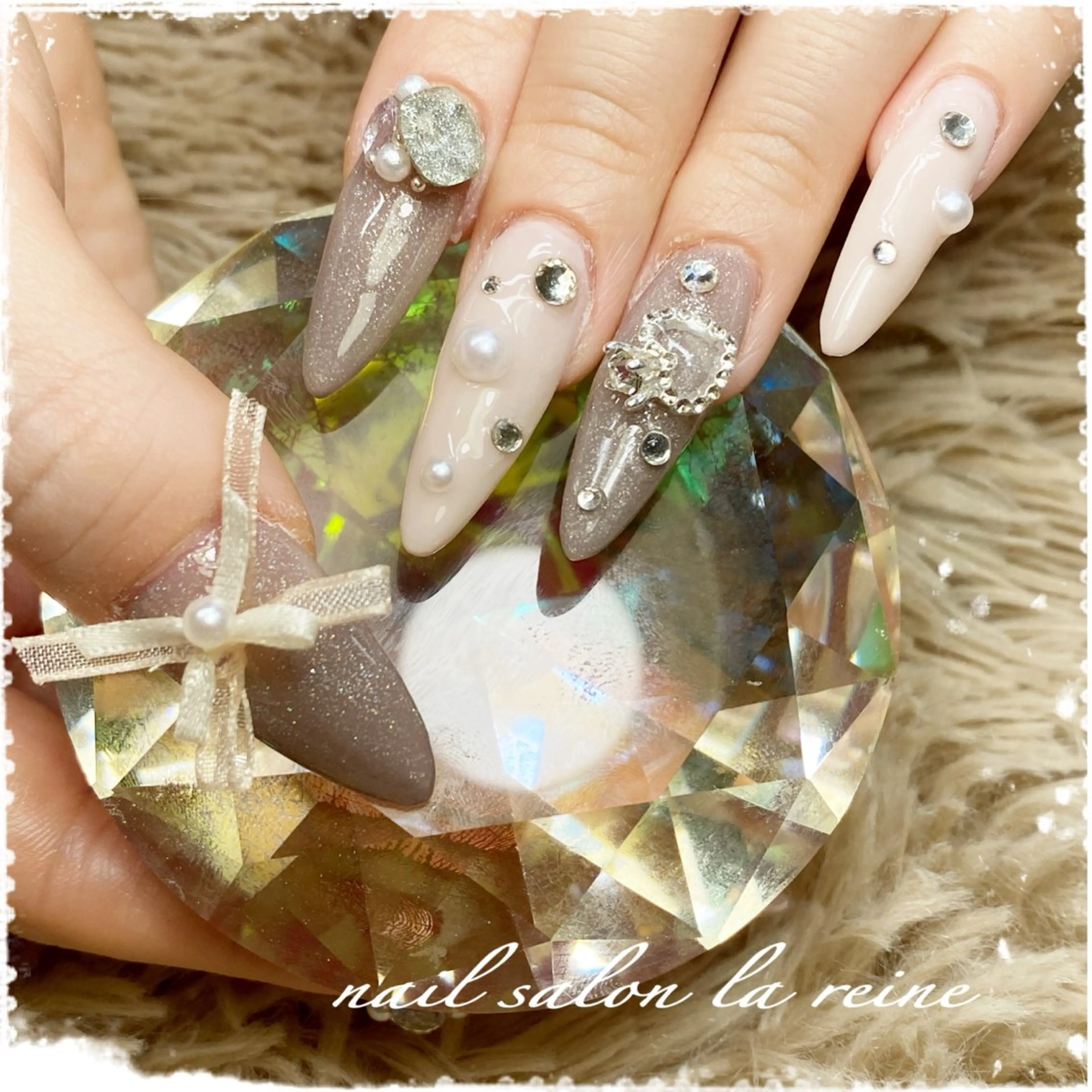 ネイル シンプルネイル ハンドネイル nail salon  la reine所属・nail salon la reineのネイルデザイン
