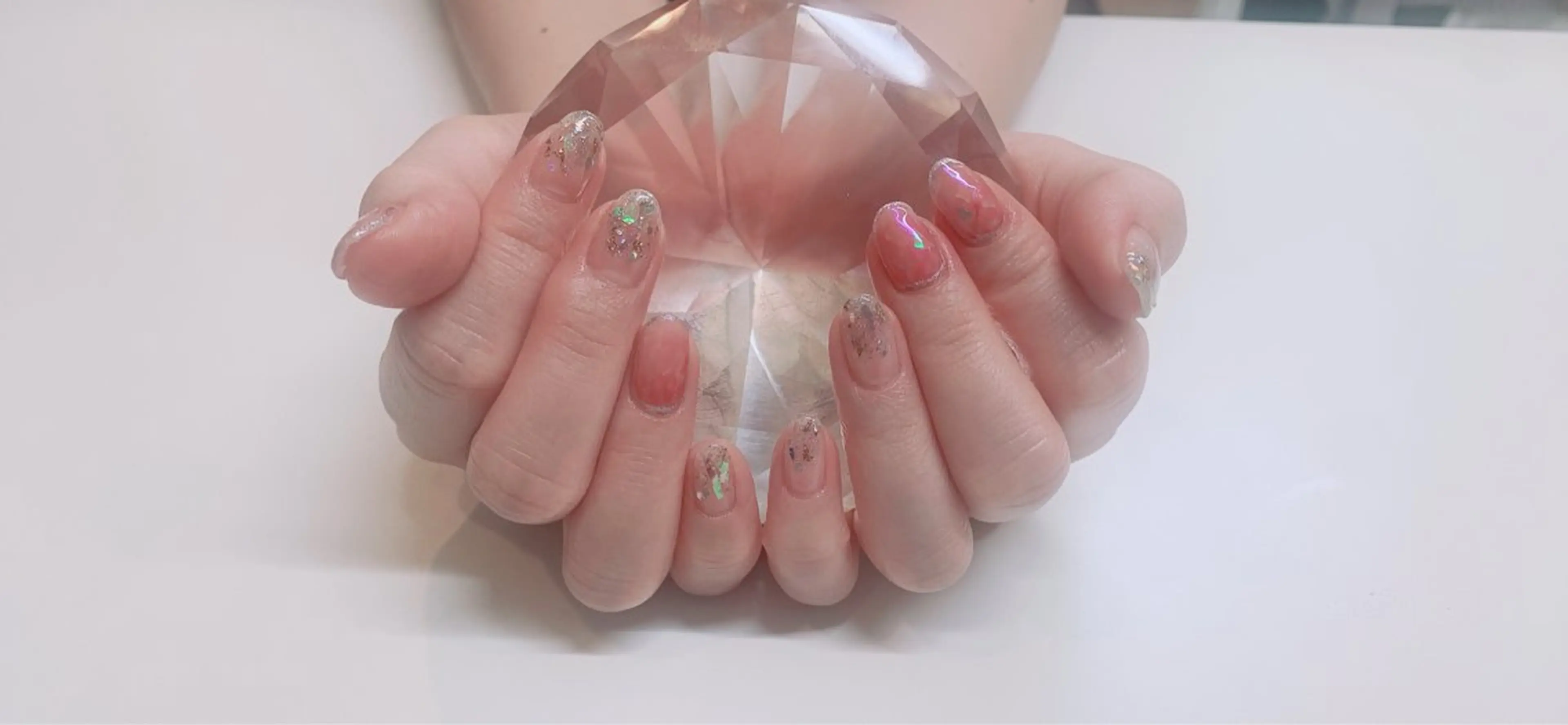 ネイル manitoi Nishimotoのネイルデザイン