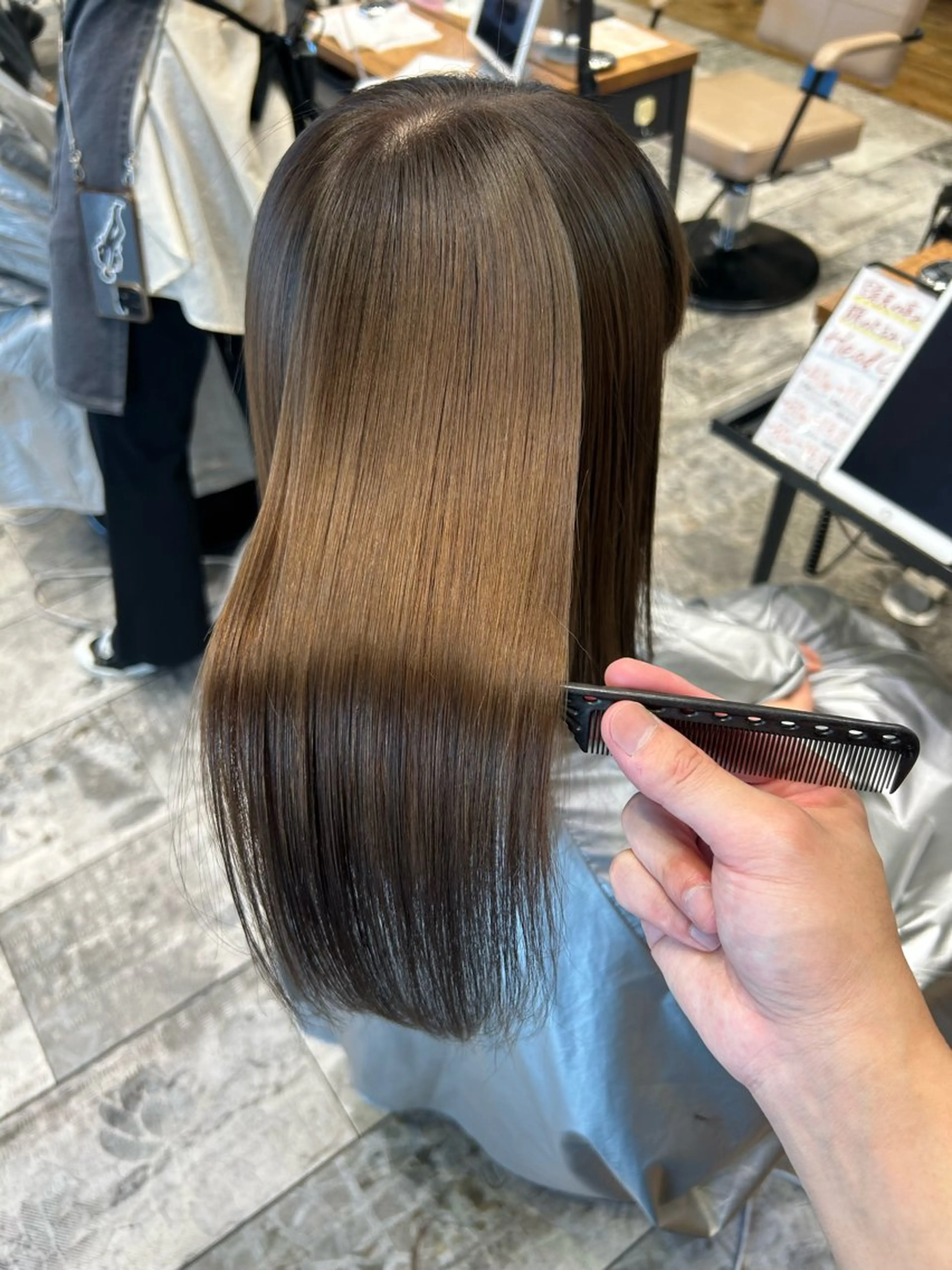 セミロング カラー パーマ カット ヘアカラー 縮毛矯正 トリートメント 新宿✨顔周りカット 韓国ヘア/坂本亜裟海のヘアスタイル